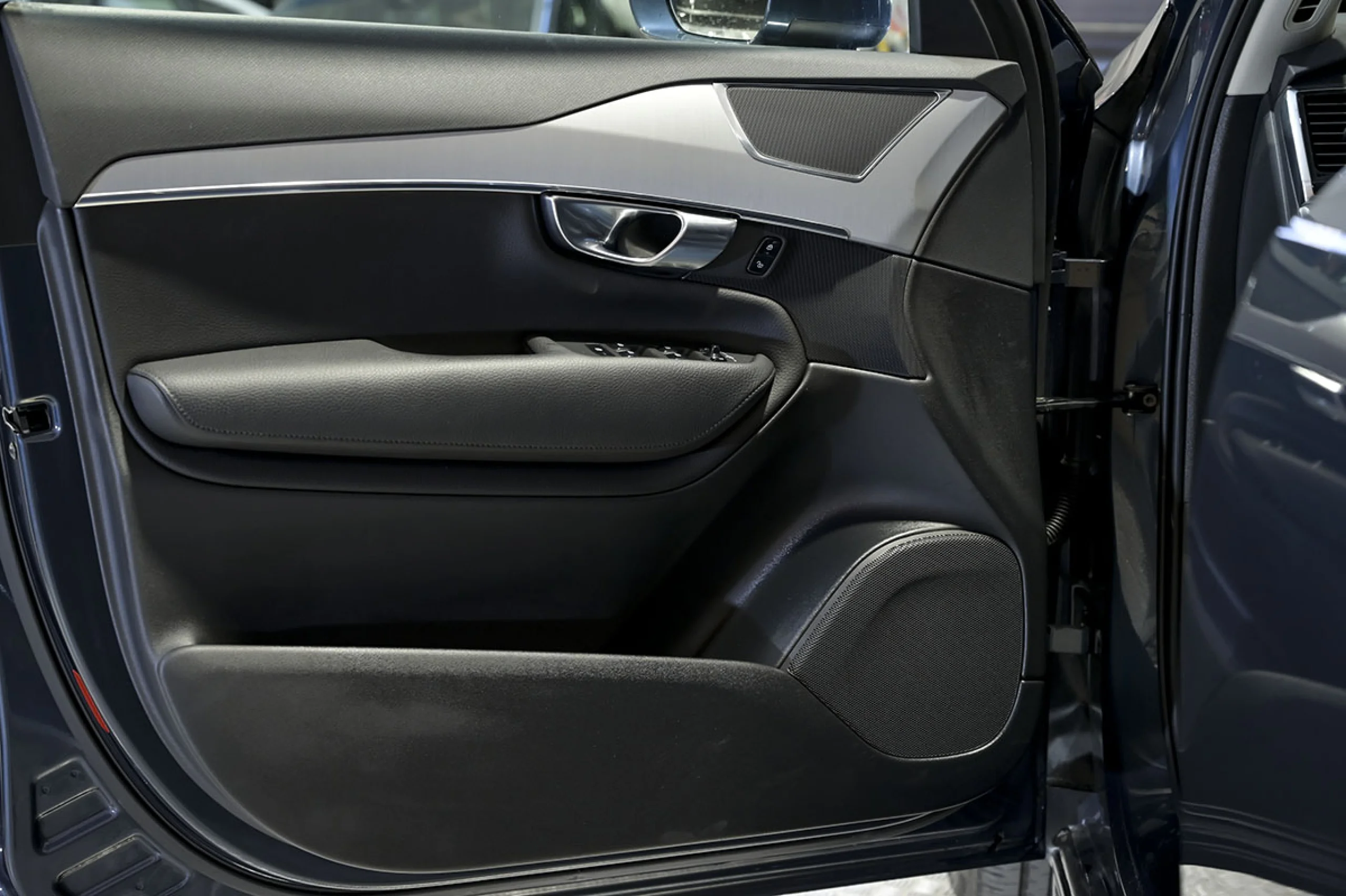 Volvo XC 90 XC90 2.0 B5 D AWD Momentum Pro Auto - Foto 25