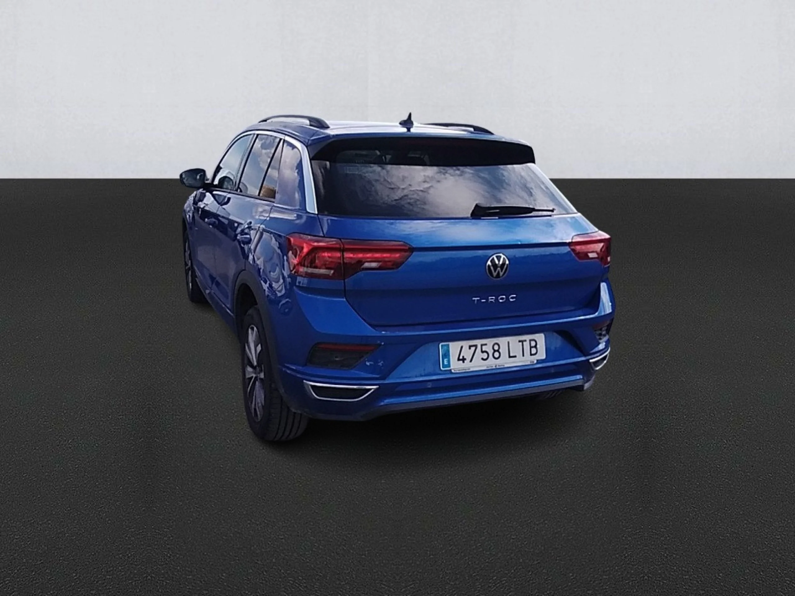 Volkswagen T-Roc Advance R-Line 1.0 TSI 81kW (110CV) - Foto 6