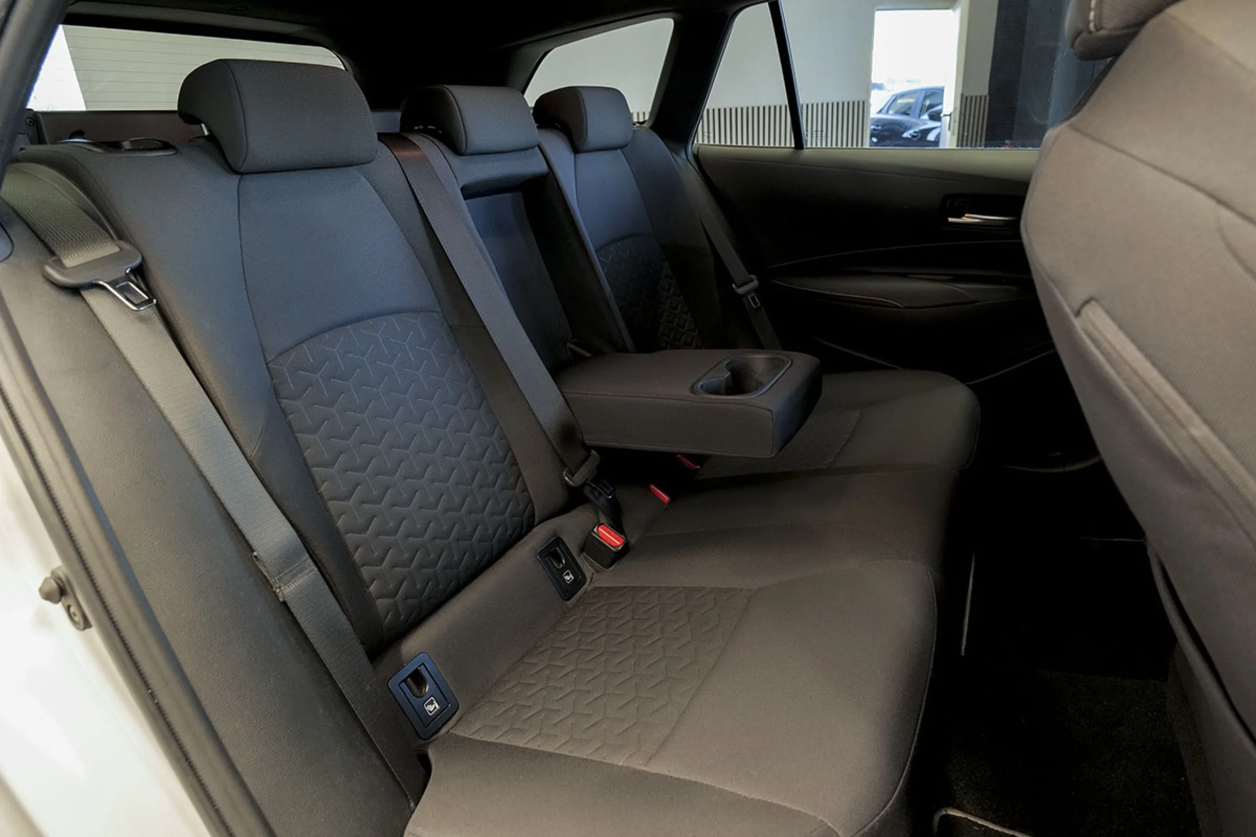 Toyota Corolla 2.0 180H FEEL ECVT TOURING SPORT - Foto 16