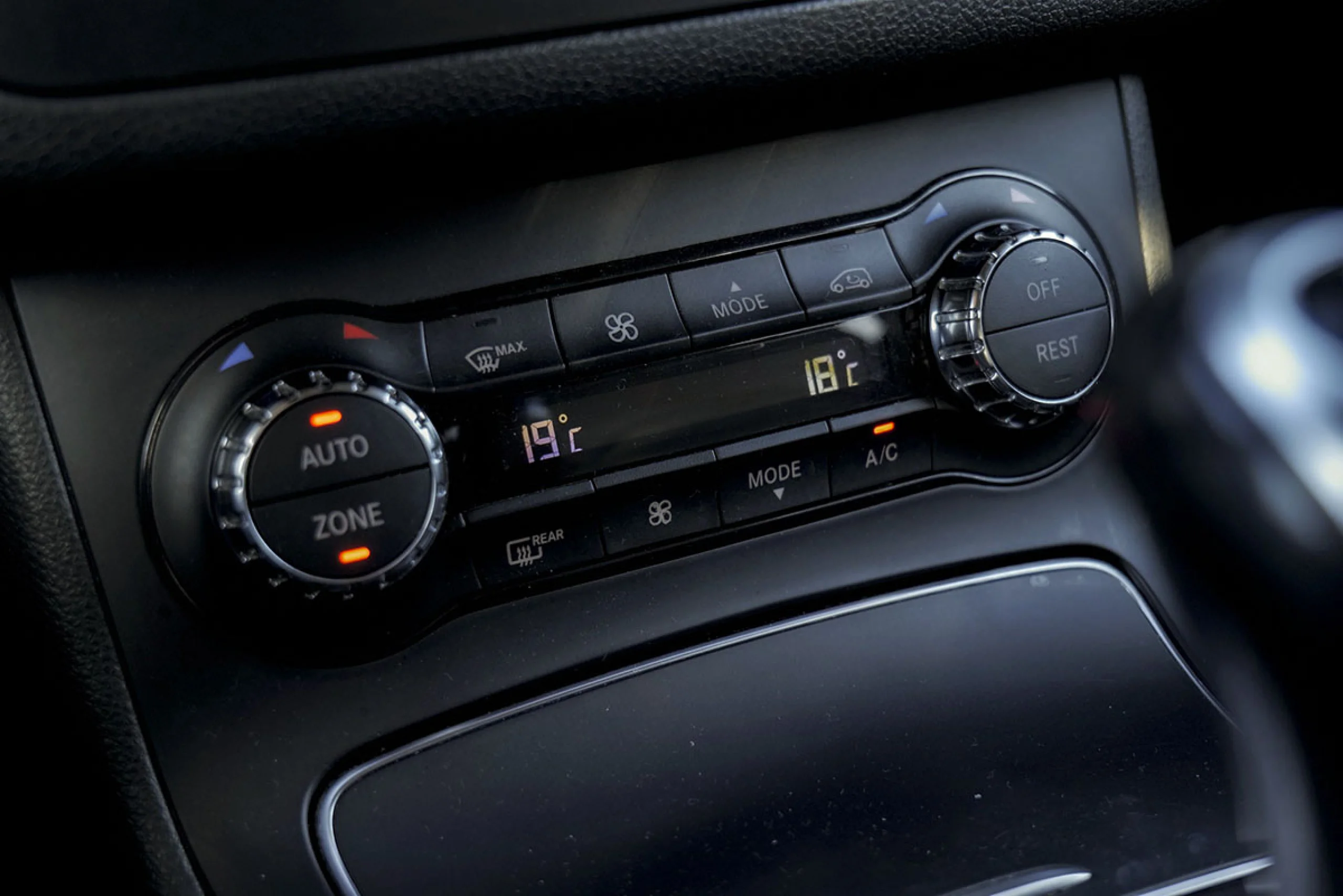 Mercedes-Benz B 200 Clase B B 200 d Urban - Foto 22