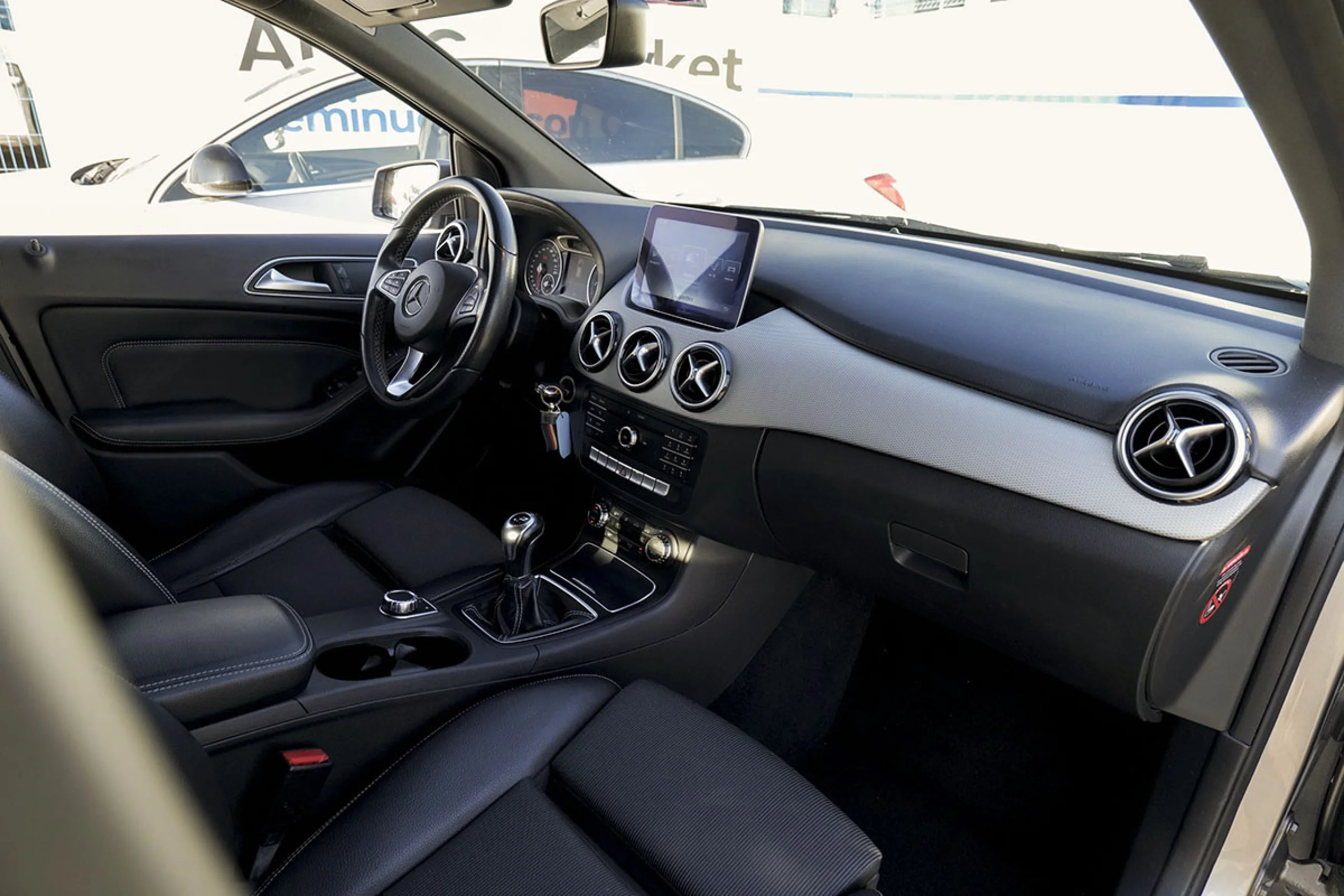 Mercedes-Benz B 200 Clase B B 200 d Urban - Foto 26