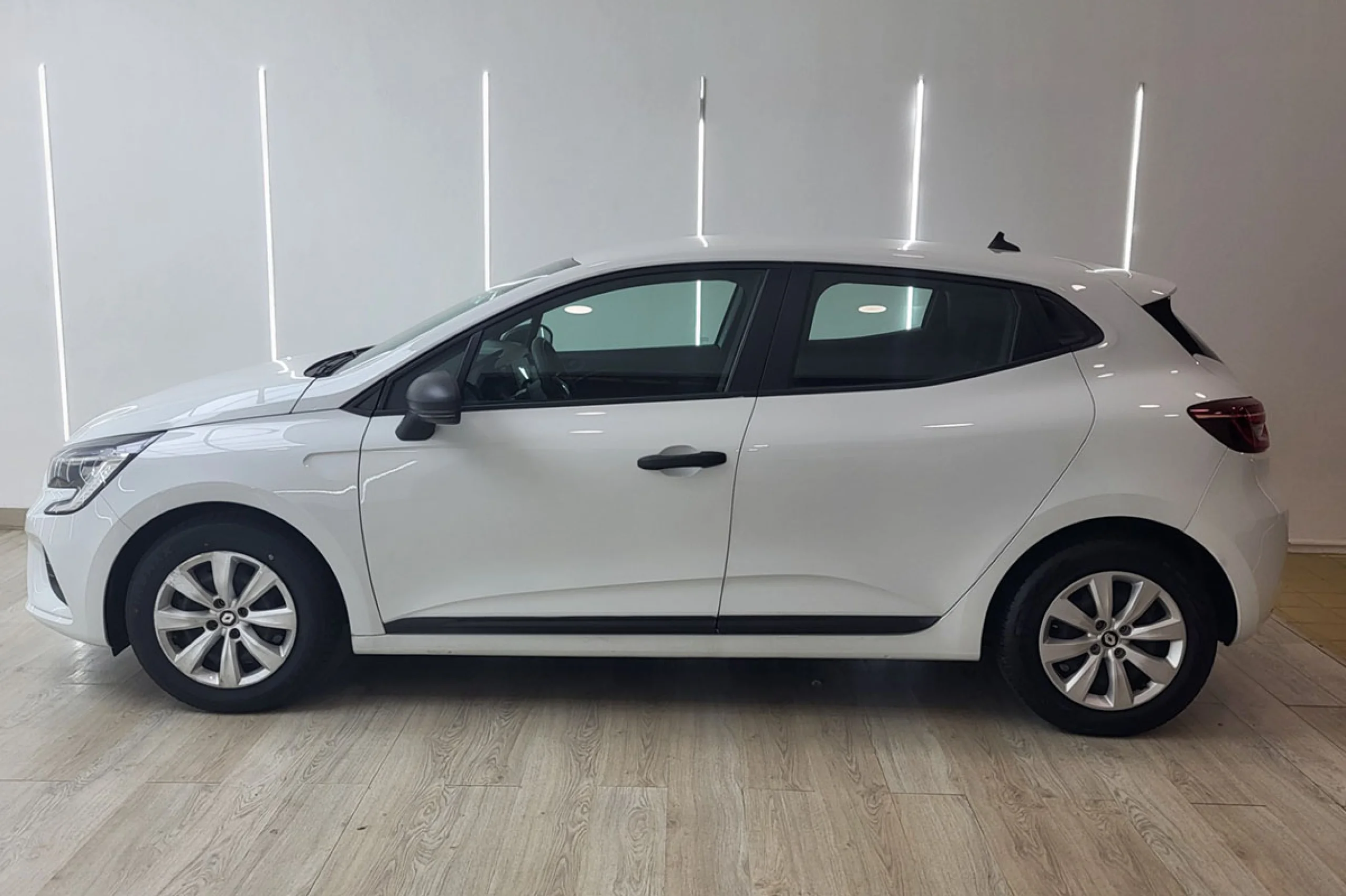 Renault Clio Authentic SCe 49 kW 67CV - Foto 9
