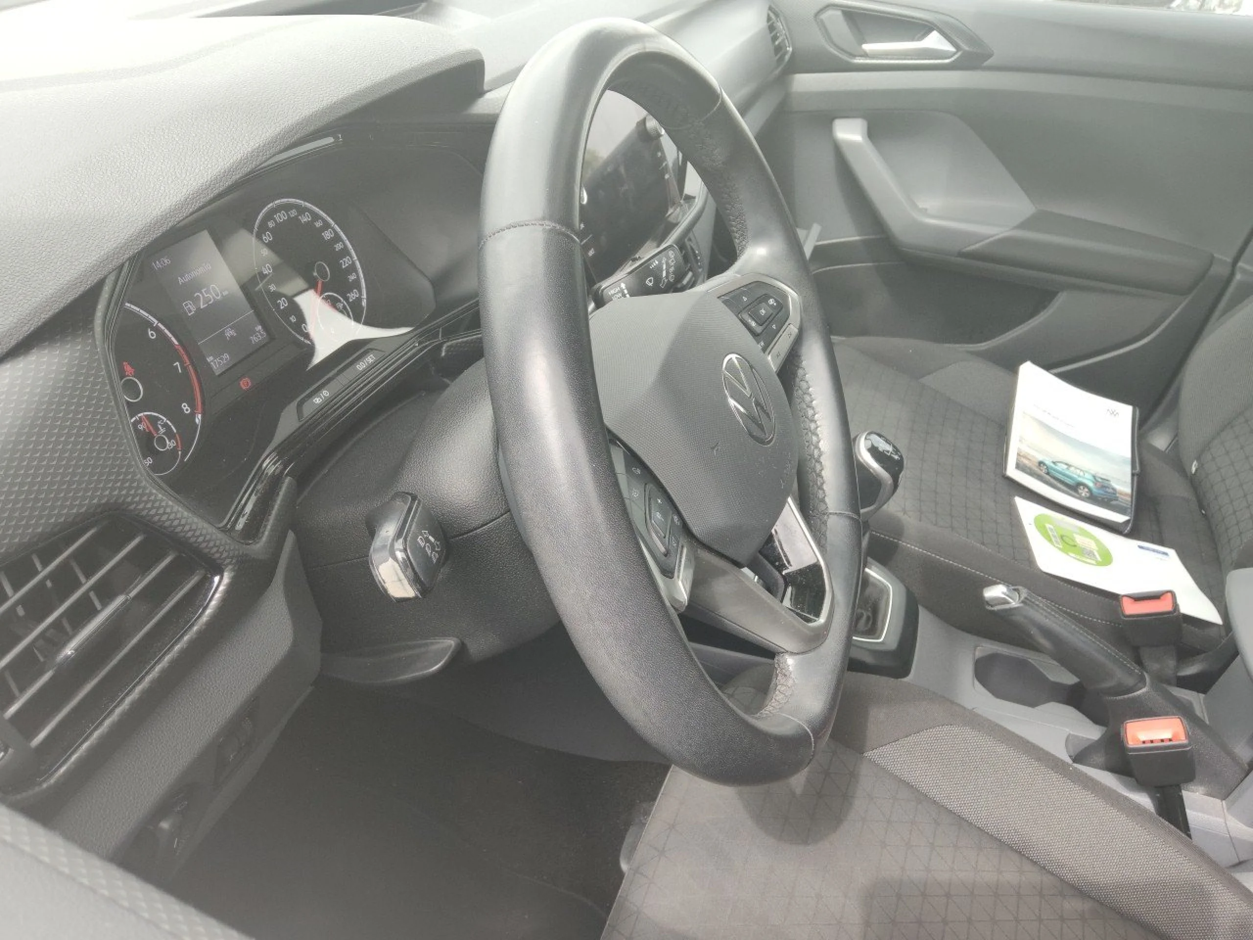 Volkswagen T-CROSS Advance 1.0 TSI 70kW (95CV) - Foto 7