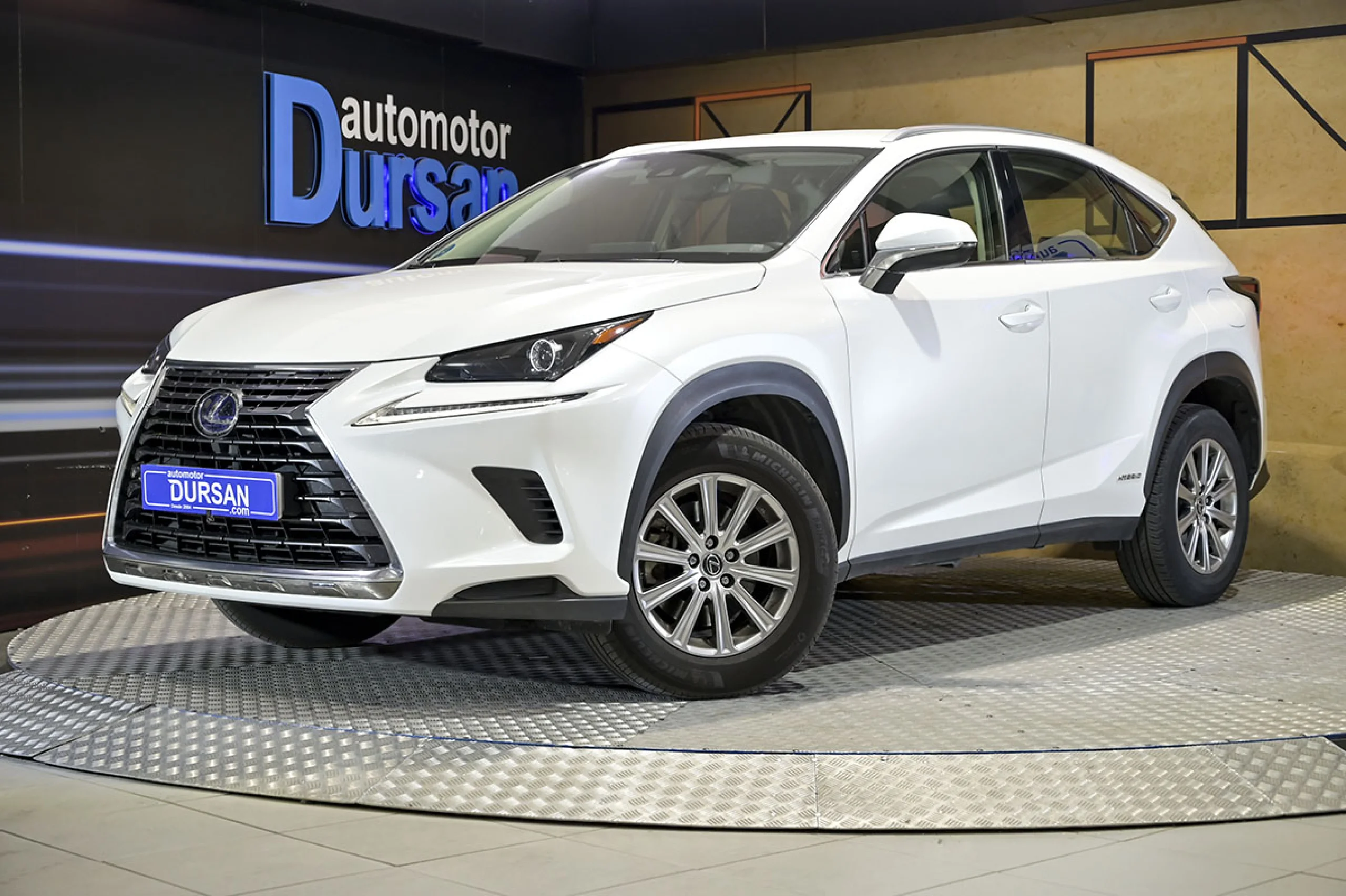 Lexus NX 300h NX 2.5 300h Business 2WD - Foto 1