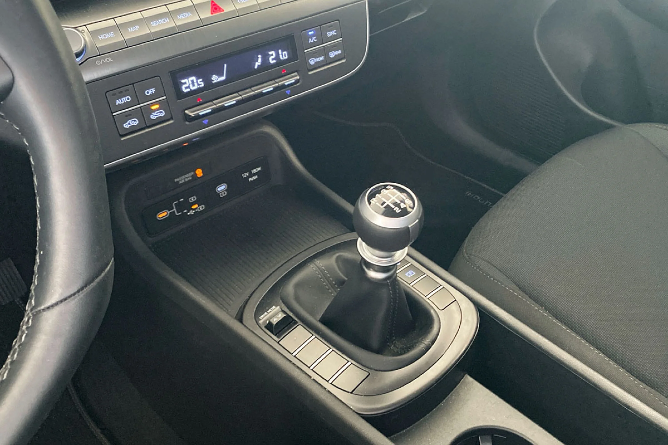 Hyundai Kona 1.0 TGDI Maxx - Foto 24