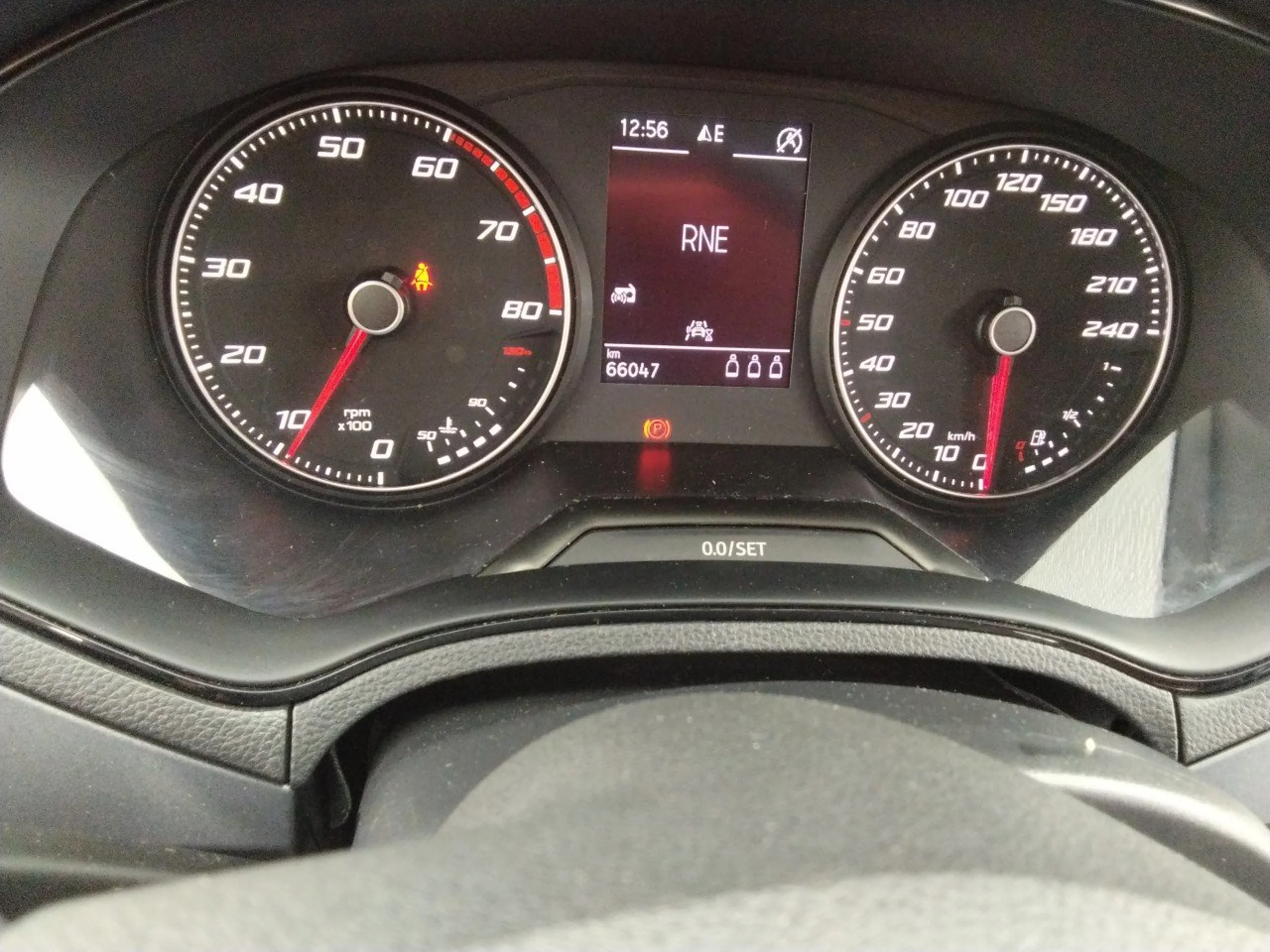 Seat Arona 1.0 TSI 81kW (110CV) Style Go2 - Foto 8