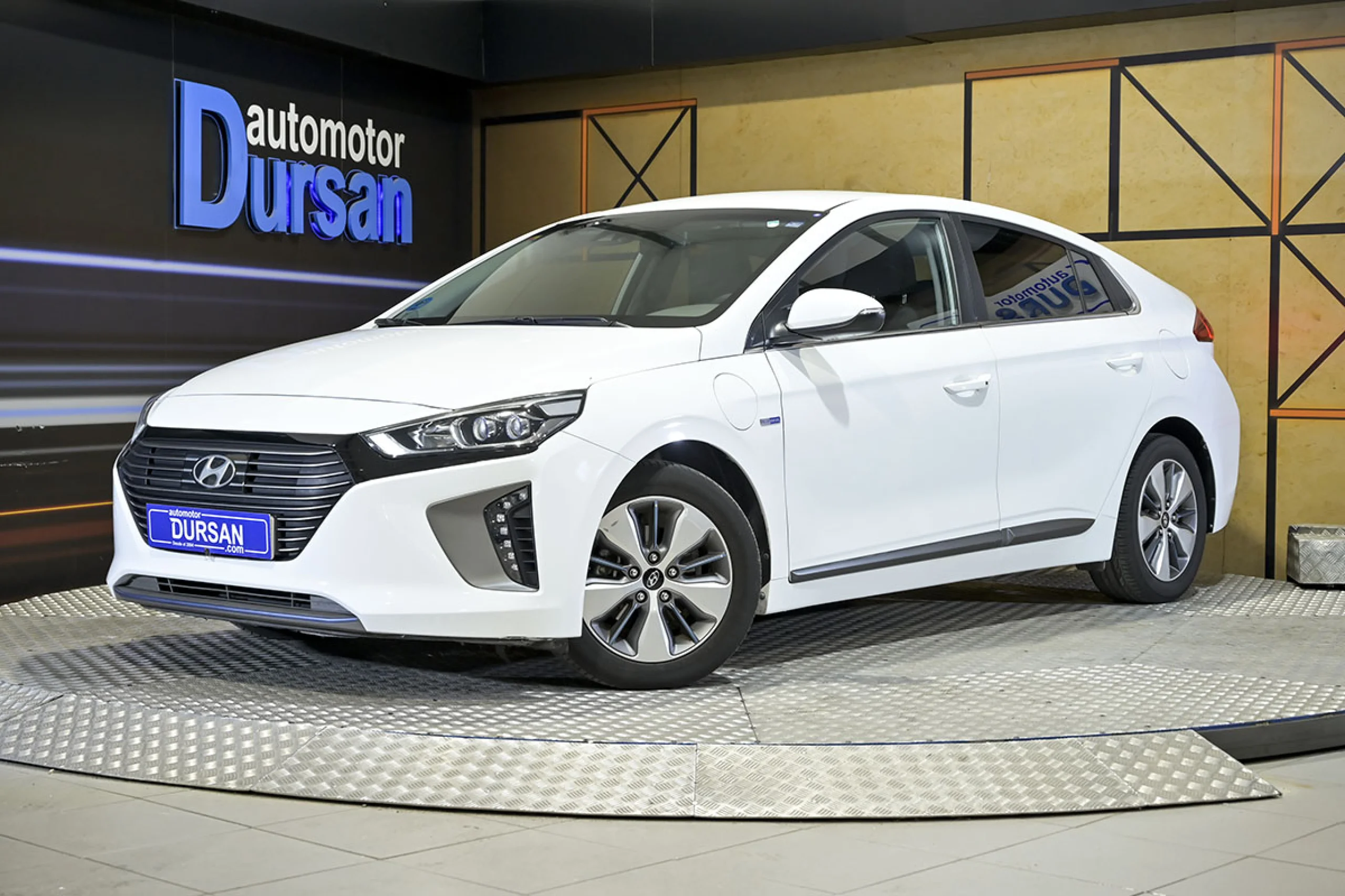 Hyundai Ioniq 1.6 GDI PHEV Tecno DCT - Foto 1