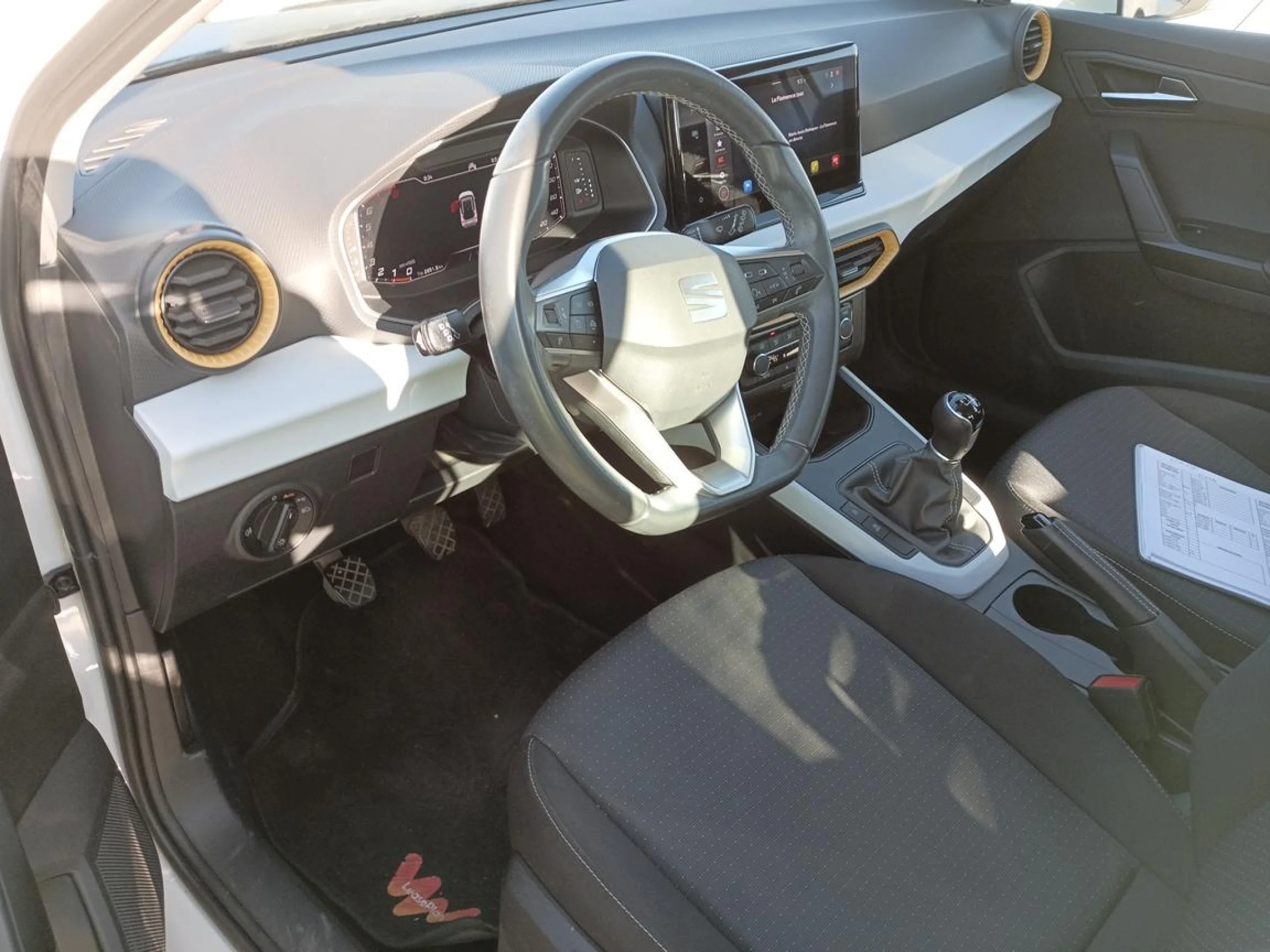 Seat Arona 1.0 TSI 81kW (110CV) Style Plus - Foto 5