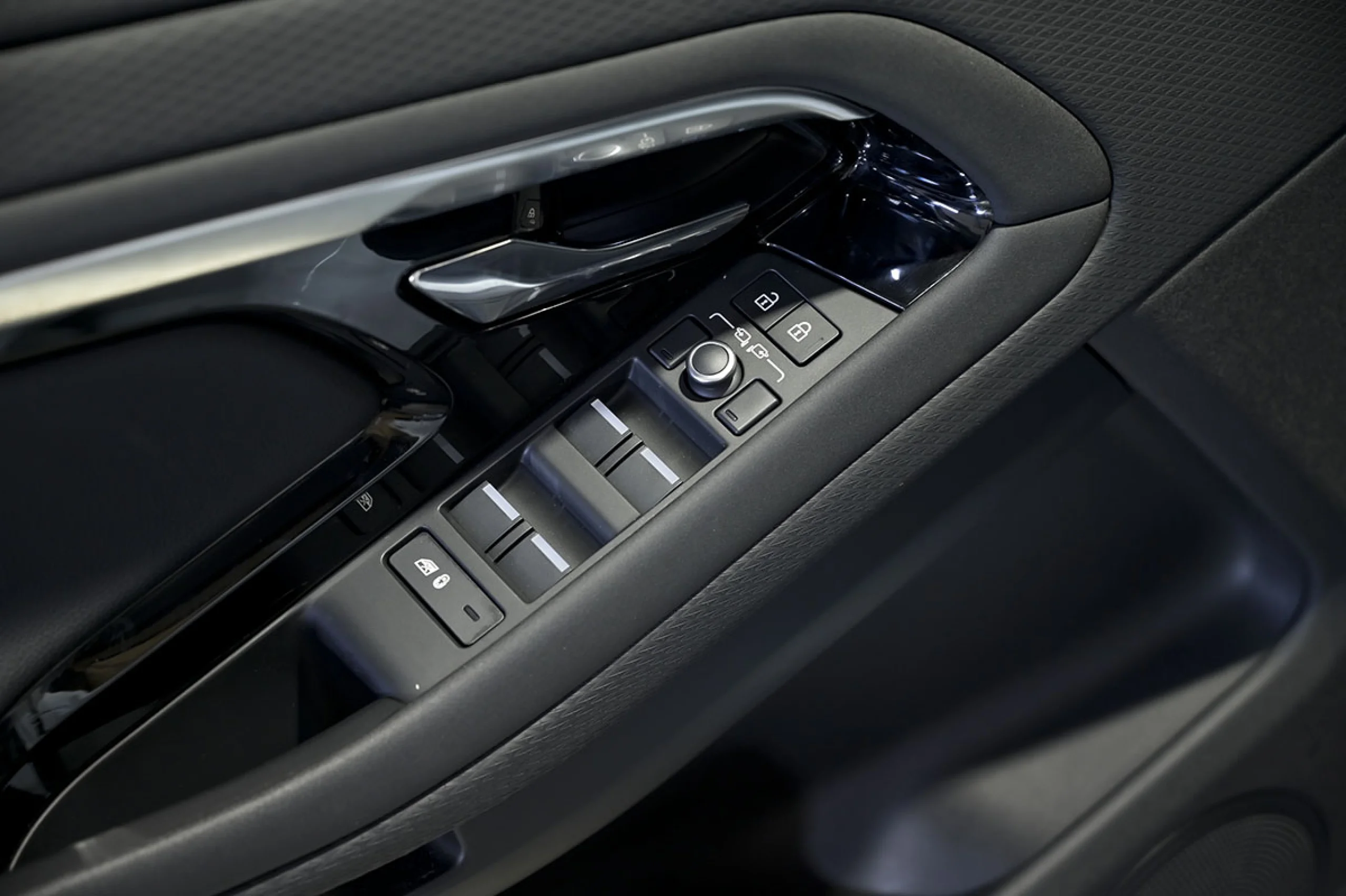 Land Rover Range Rover Evoque 2.0 D163 AUTO 4WD MHEV - Foto 23