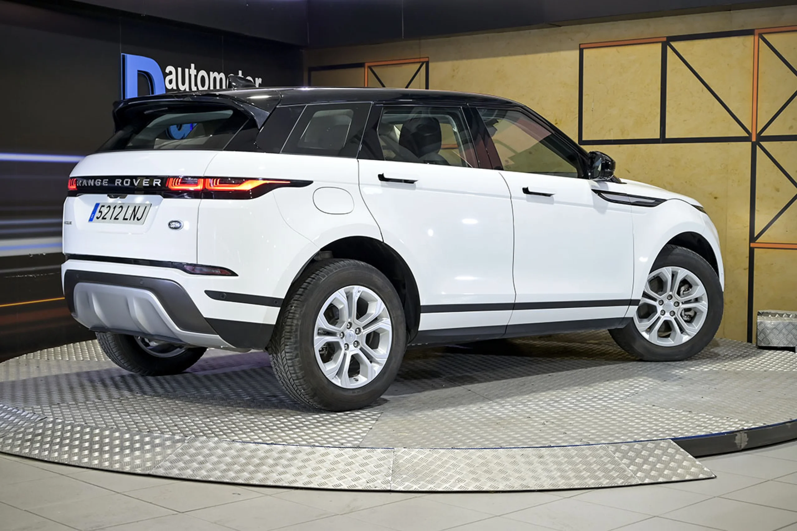 Land Rover Range Rover Evoque 2.0 D163 AUTO 4WD MHEV - Foto 5