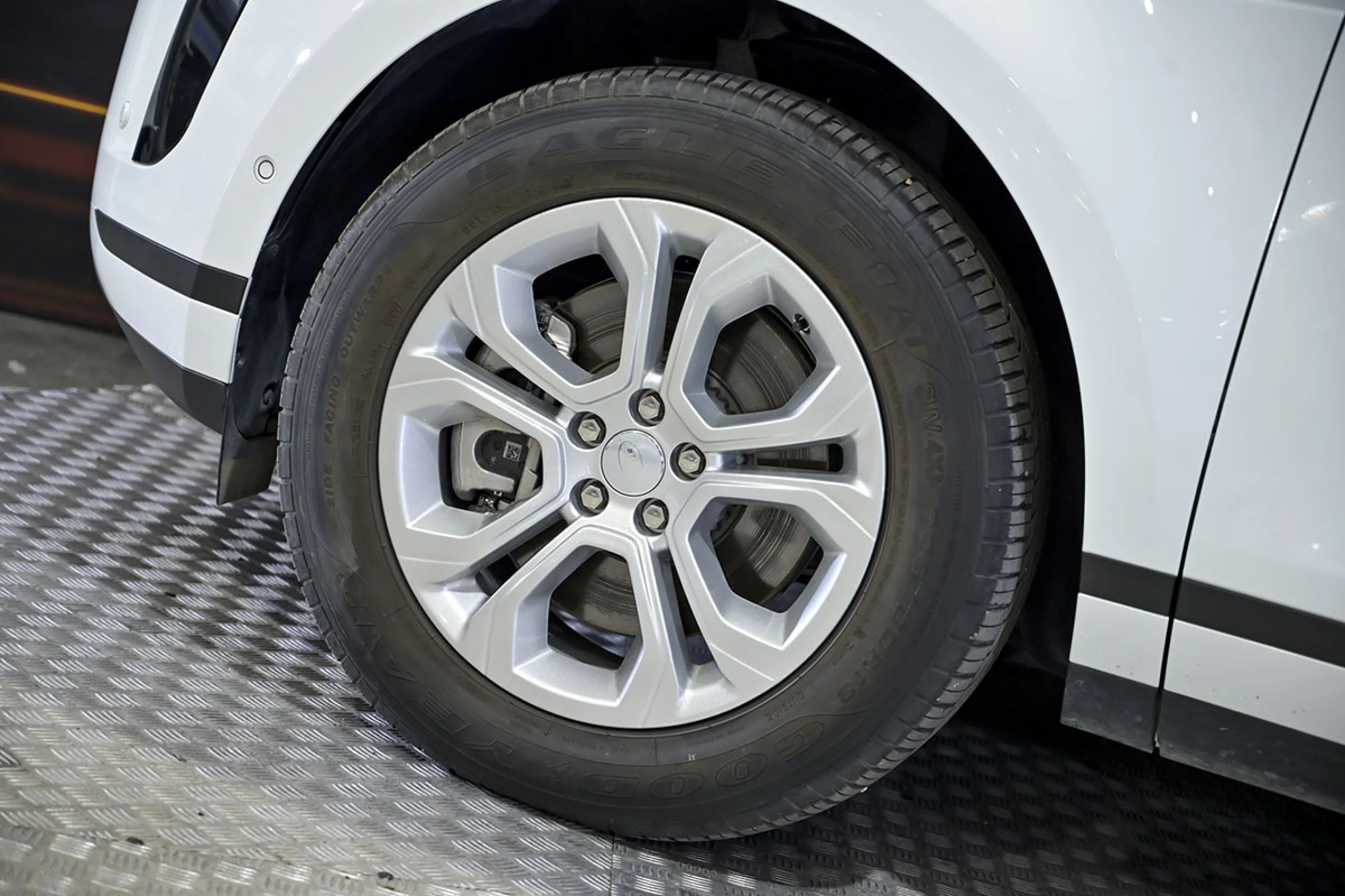 Land Rover Range Rover Evoque 2.0 D163 AUTO 4WD MHEV - Foto 14