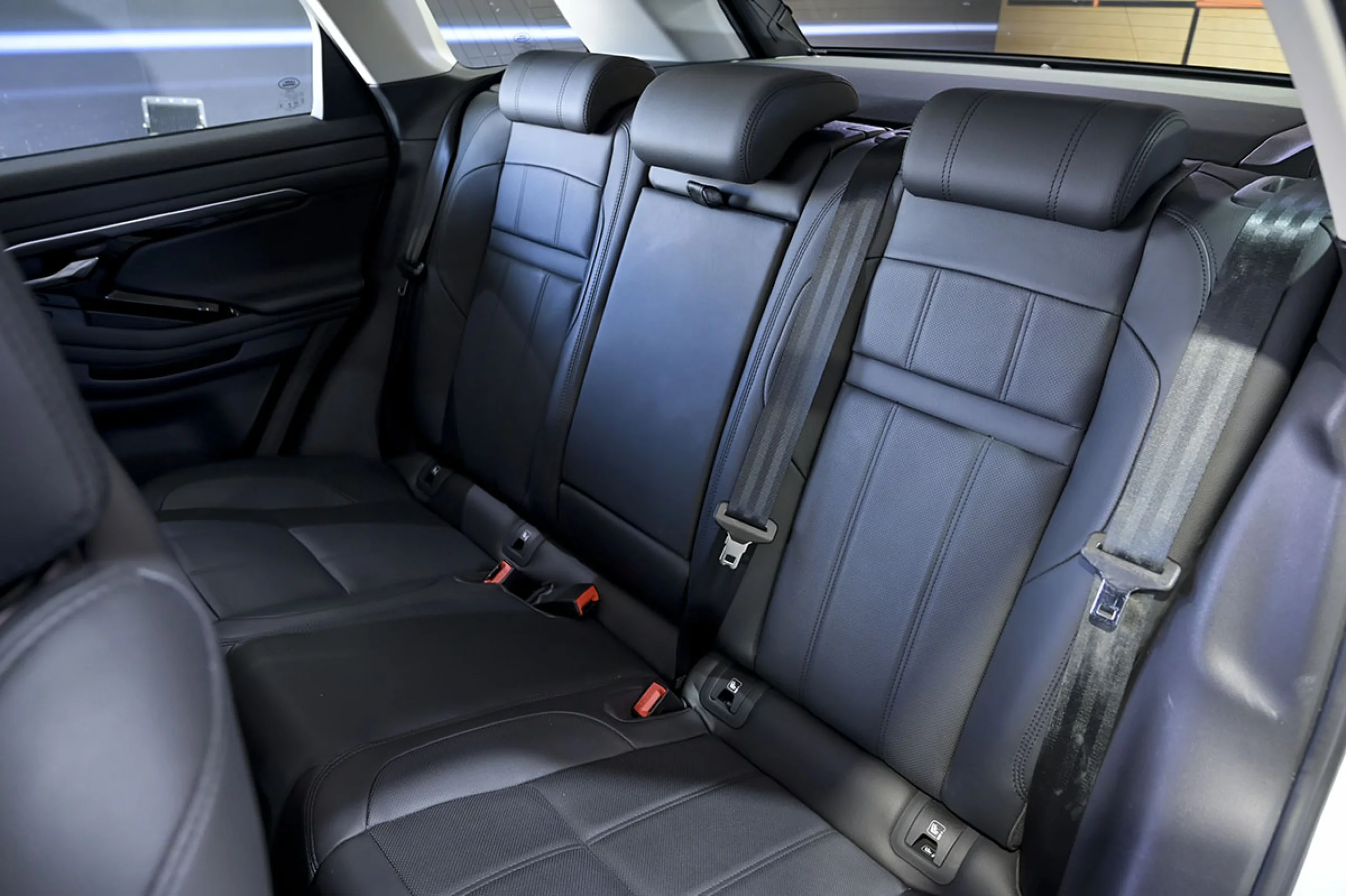 Land Rover Range Rover Evoque 2.0 D163 AUTO 4WD MHEV - Foto 17