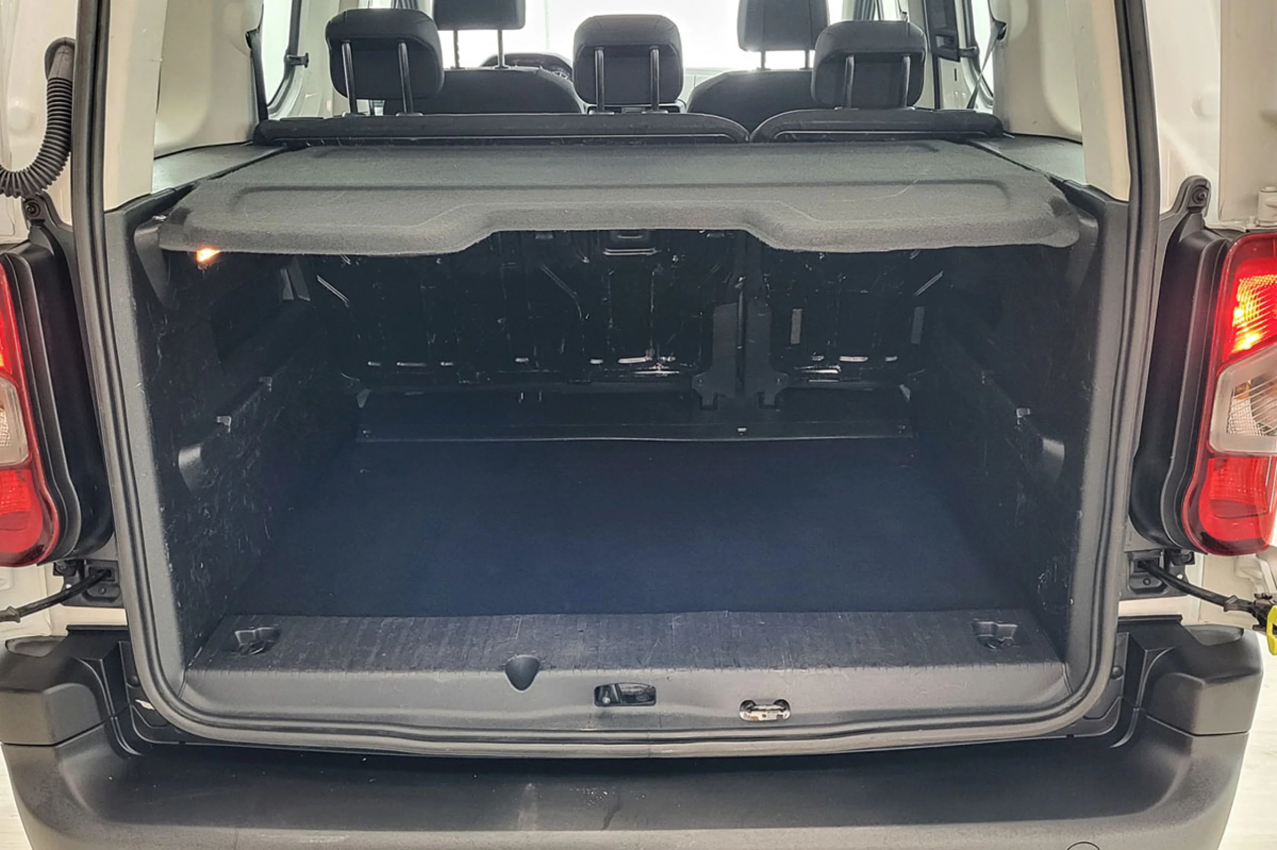 Peugeot Rifter Active Standard BlueHDi 73kW - Foto 15
