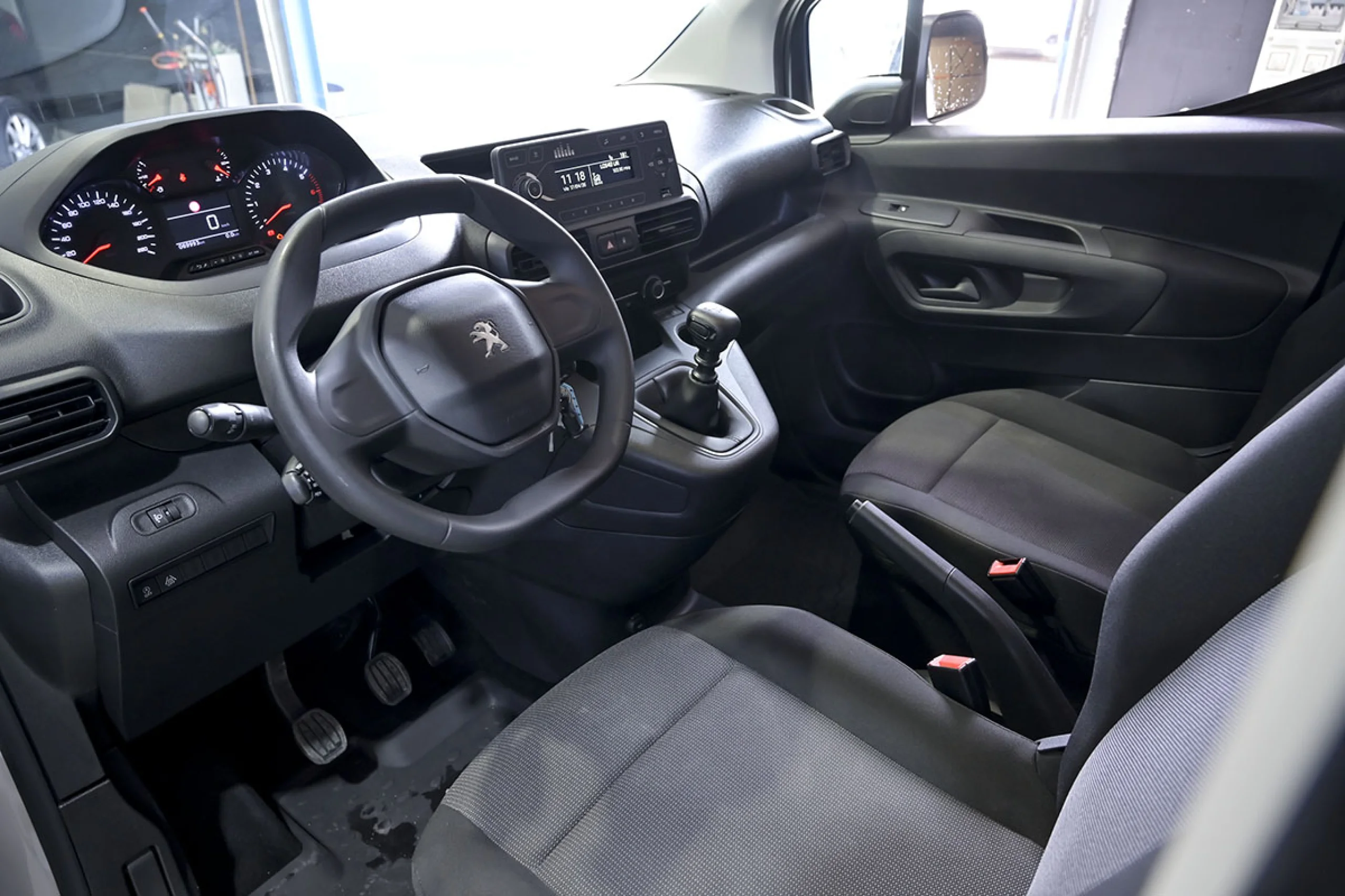 Peugeot Rifter Active Pack Standard BlueHDi 73kW - Foto 6