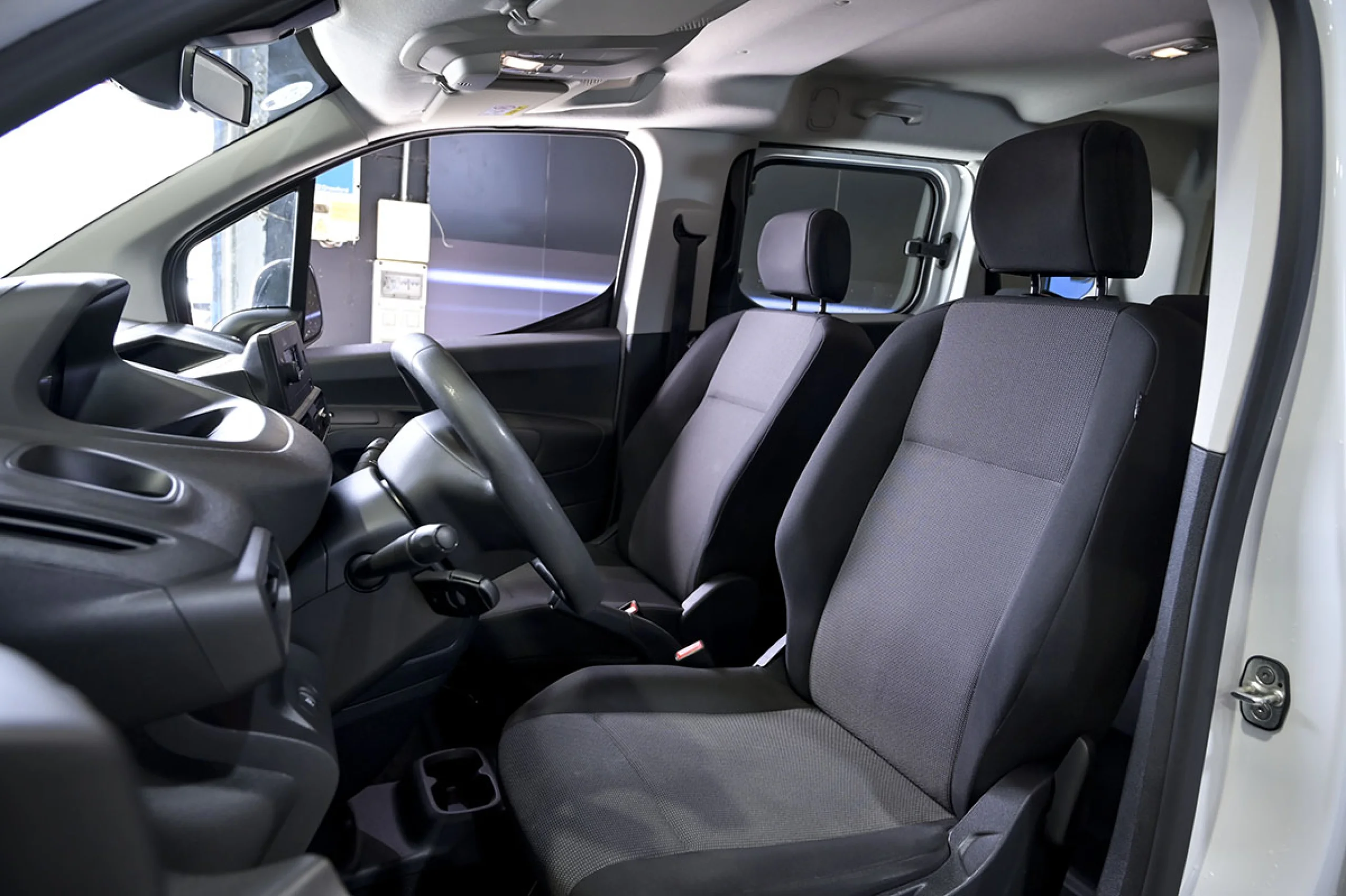 Peugeot Rifter Active Pack Standard BlueHDi 73kW - Foto 9