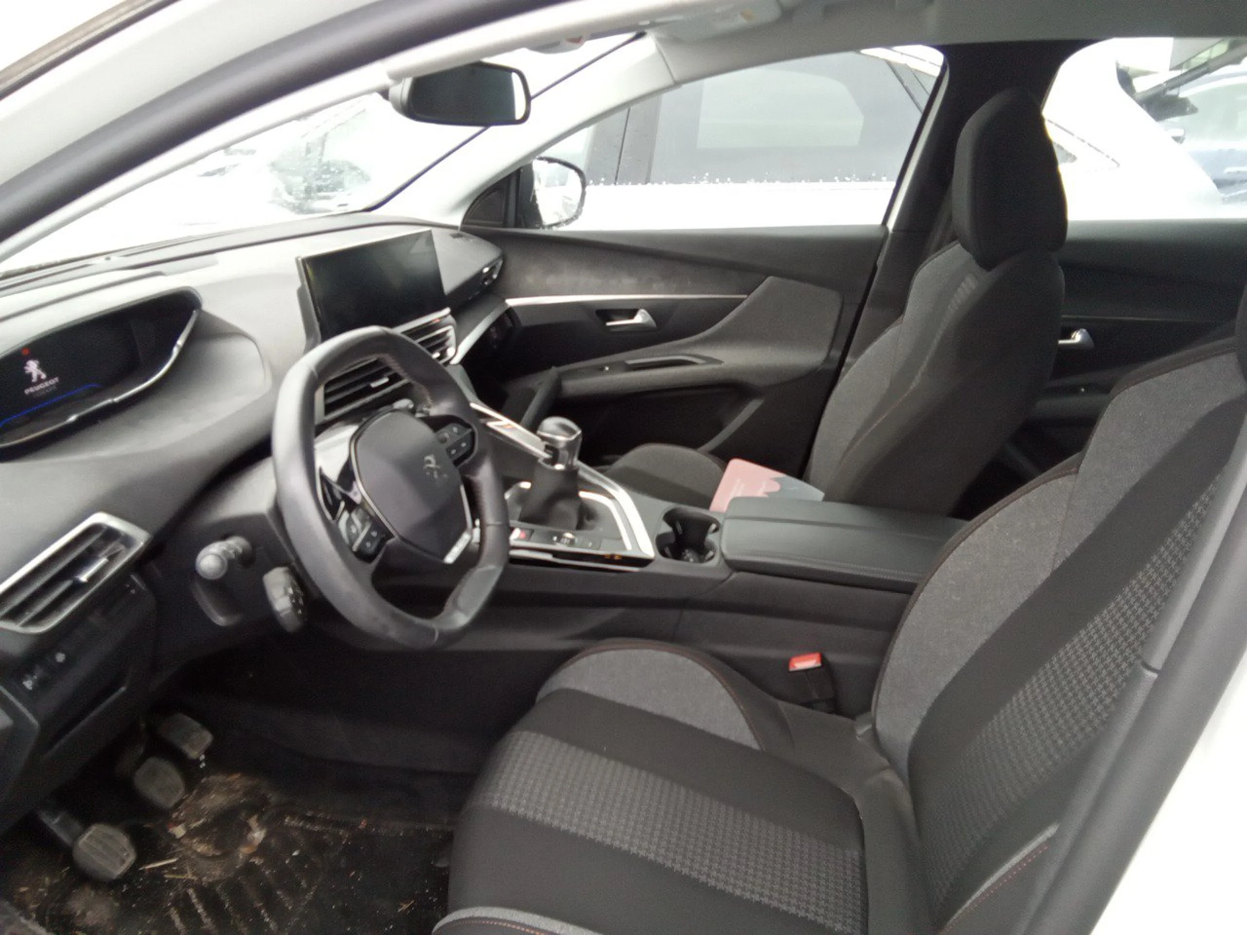 Peugeot 3008 1.5 BlueHDi 96kW (130CV) S&amp;S Active Pack - Foto 7