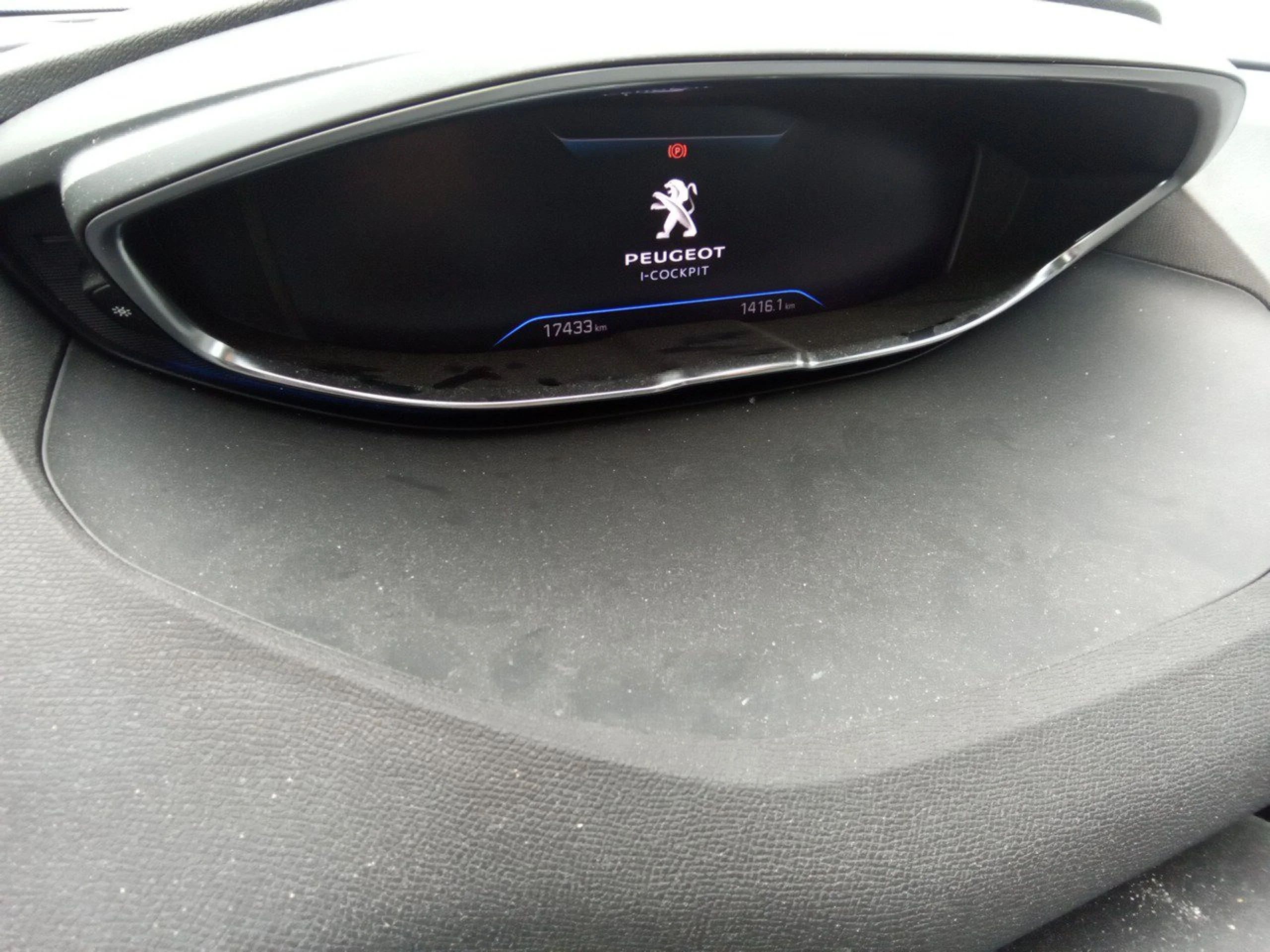 Peugeot 3008 1.5 BlueHDi 96kW (130CV) S&amp;S Active Pack - Foto 8