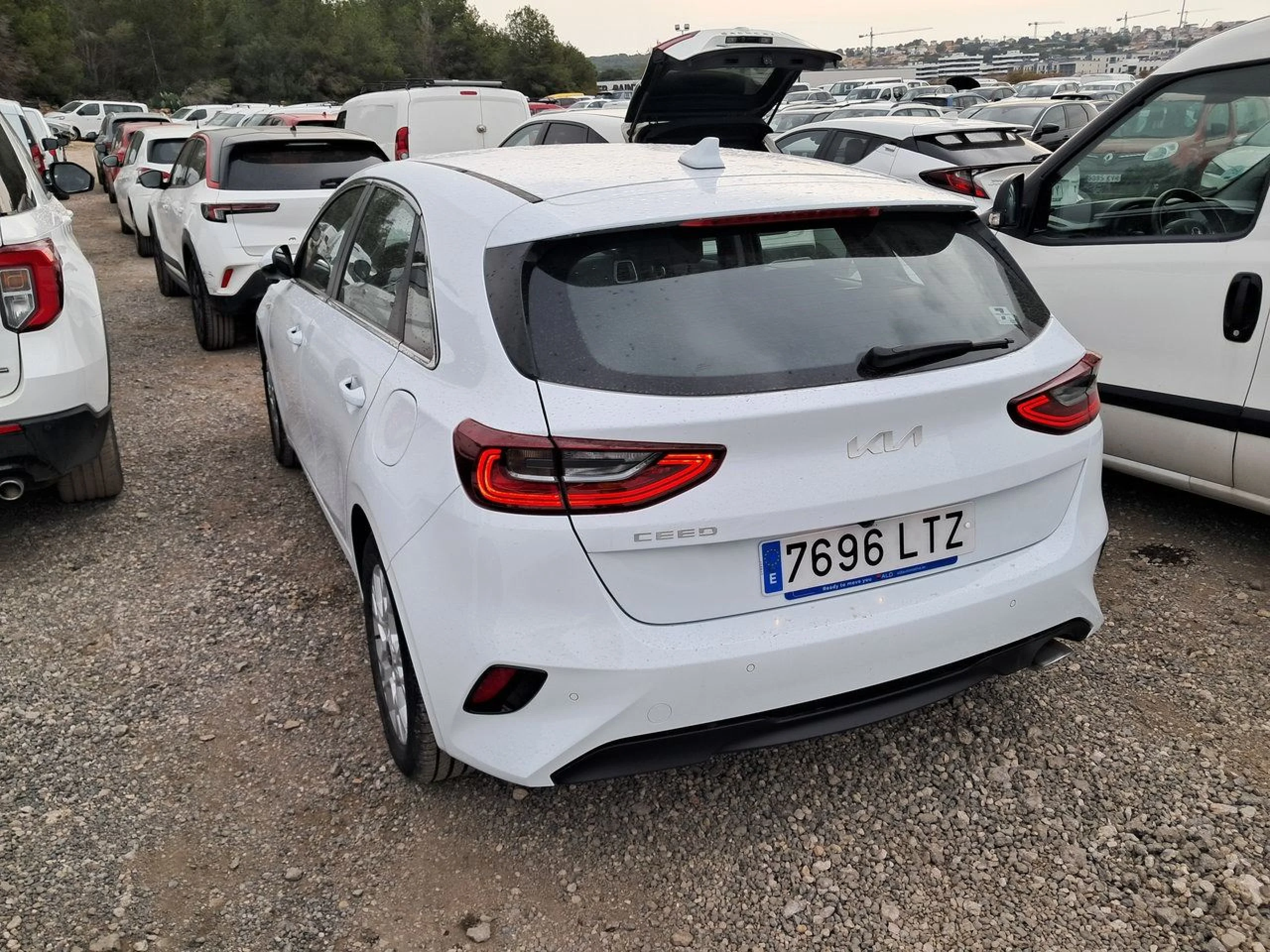 Kia Ceed 1.0 T-GDi 74kW (100CV) Drive - Foto 6