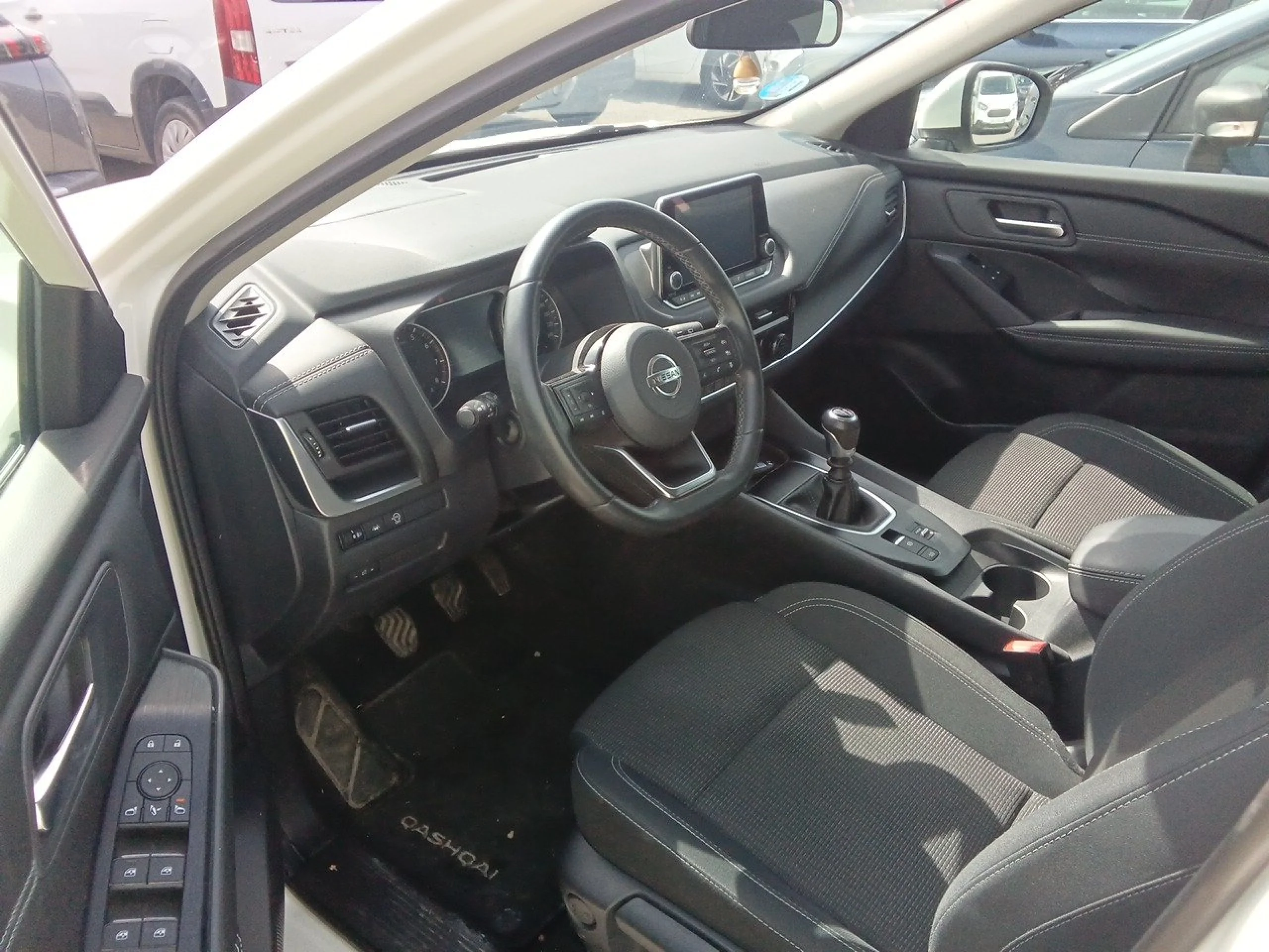 Nissan Qashqai DIG-T 103kW (140CV) mHEV 4x2 Acenta - Foto 7