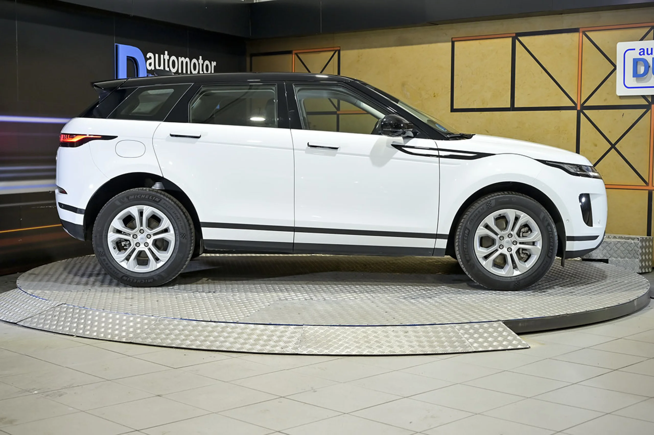 Land Rover Range Rover Evoque 2.0 D163 RDynamic AUTO 4WD MHEV - Foto 20