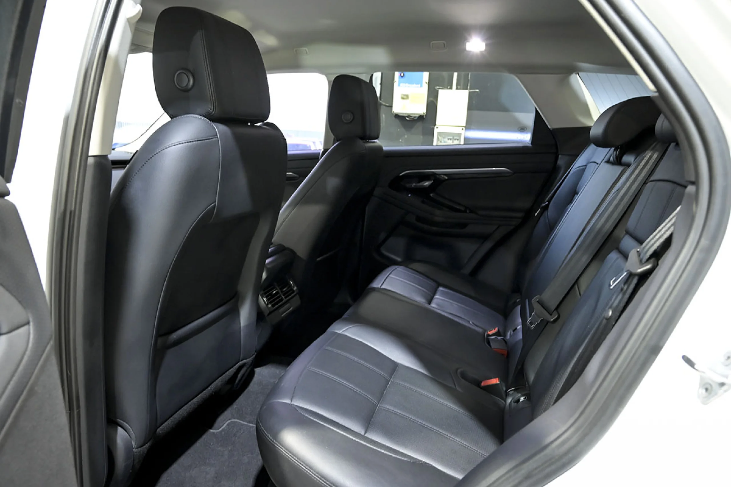 Land Rover Range Rover Evoque 2.0 D163 RDynamic AUTO 4WD MHEV - Foto 16