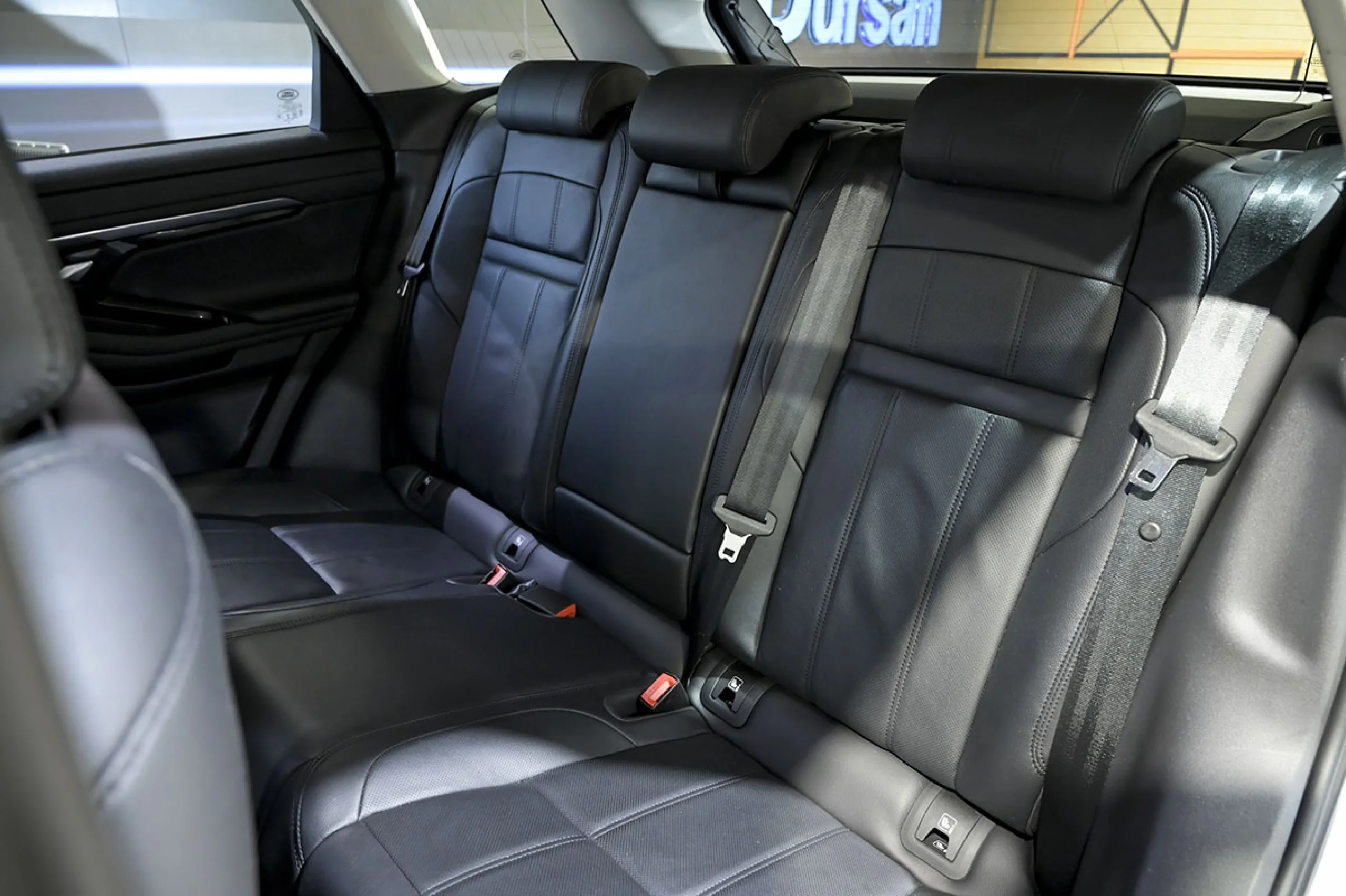 Land Rover Range Rover Evoque 2.0 D163 RDynamic AUTO 4WD MHEV - Foto 17