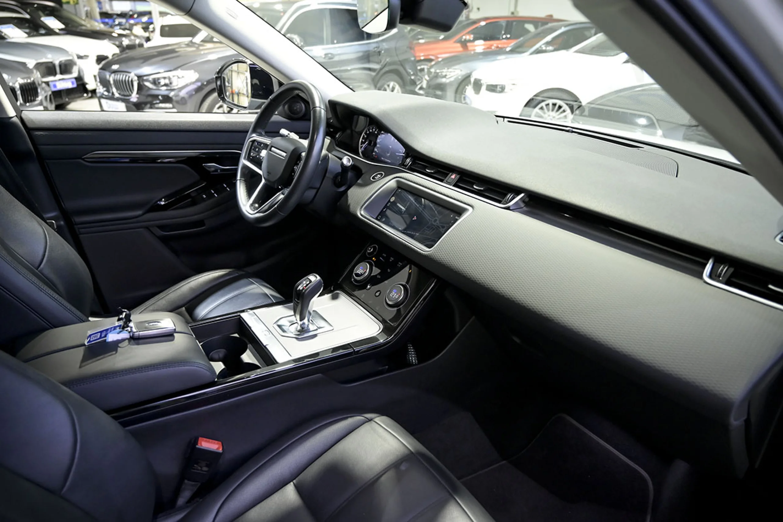 Land Rover Range Rover Evoque 2.0 D163 RDynamic AUTO 4WD MHEV - Foto 31