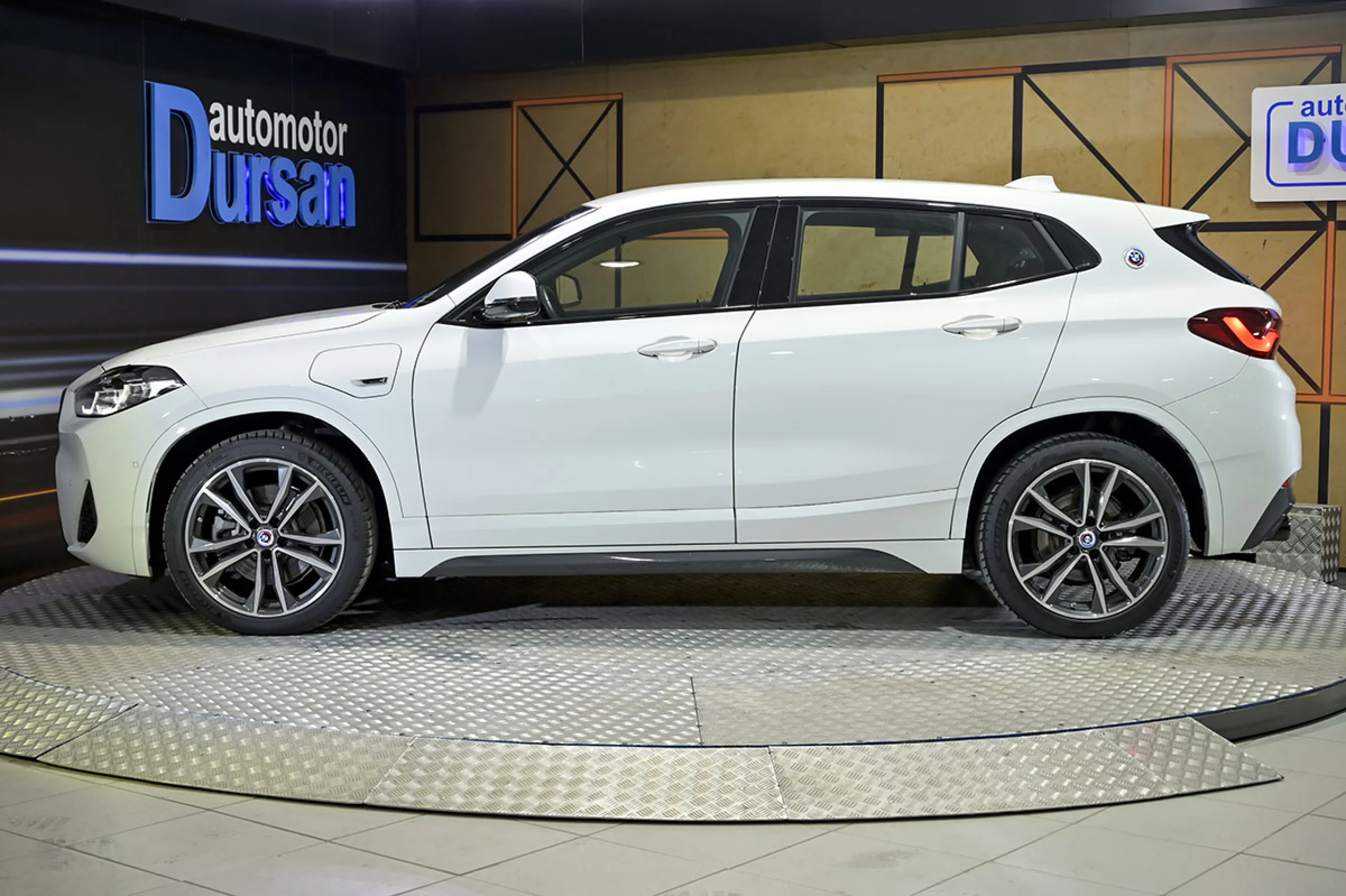 BMW X2 xDrive25e Auto - Foto 20