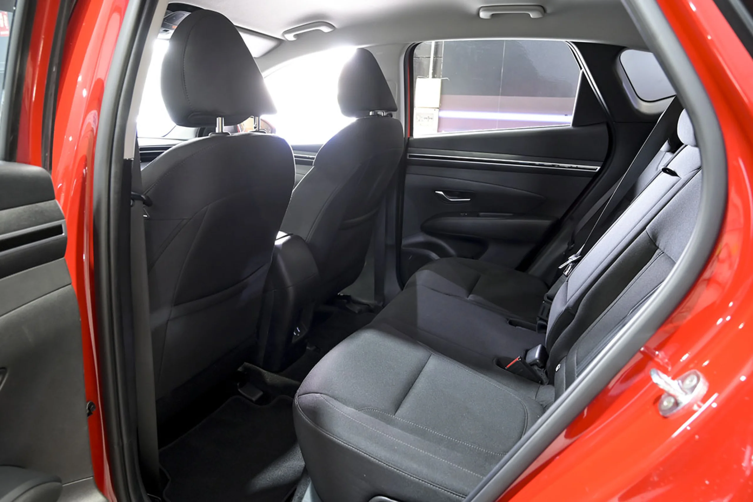 Hyundai Tucson 1.6 TGDI PHEV 195kW Style Auto 4x4 - Foto 16