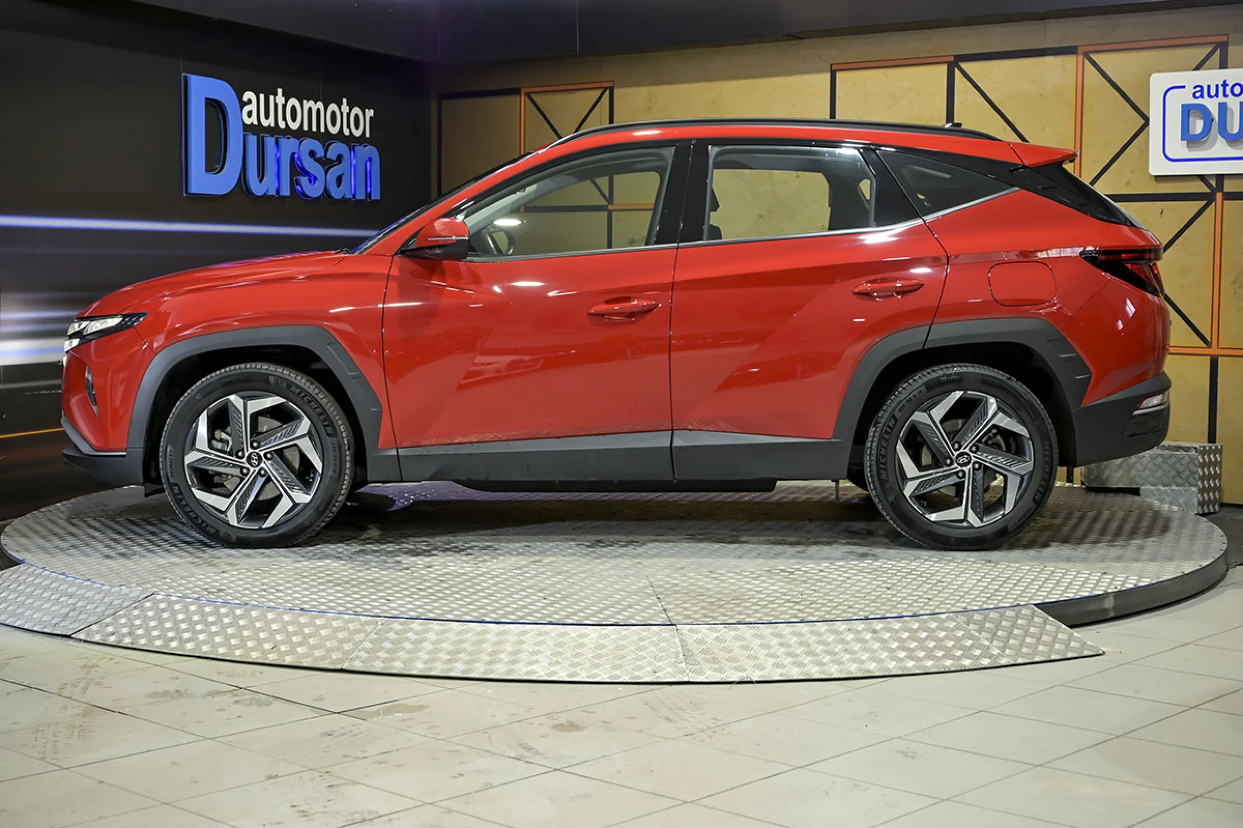 Hyundai Tucson 1.6 TGDI PHEV 195kW Style Auto 4x4 - Foto 19