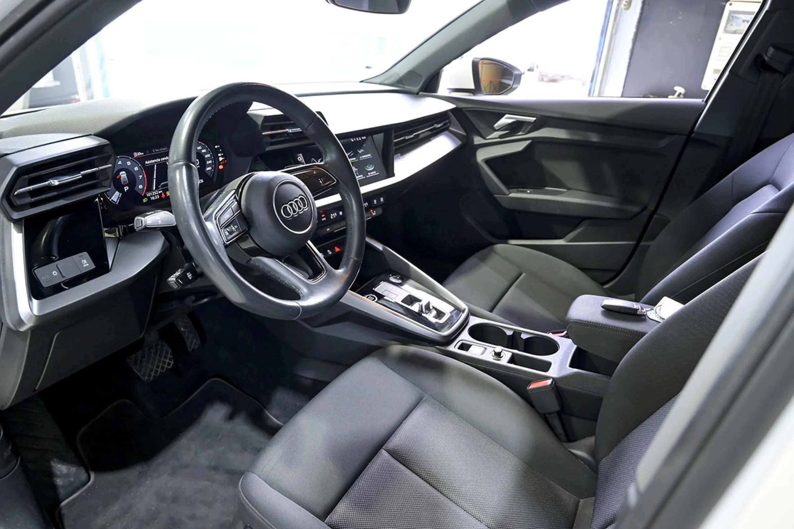 Audi A3 Sportback Advanced 30 TFSI 81kW S tronic - Foto 6