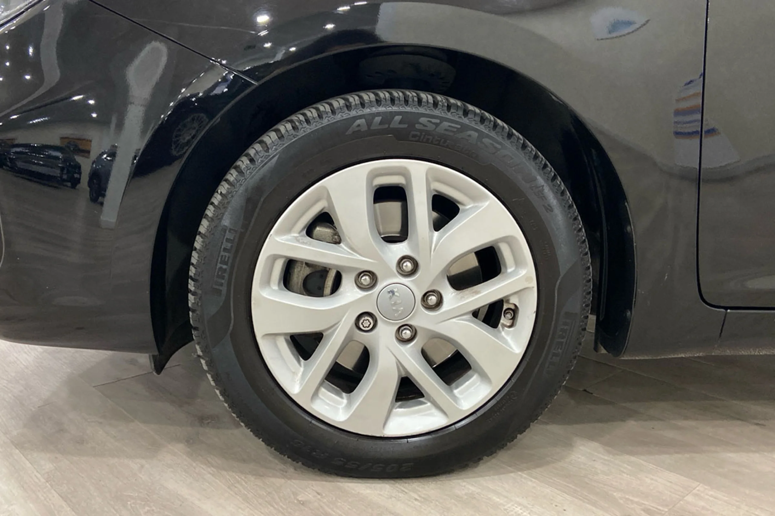 Kia Carens 1.6 GDi 99kW 135CV Concept - Foto 13