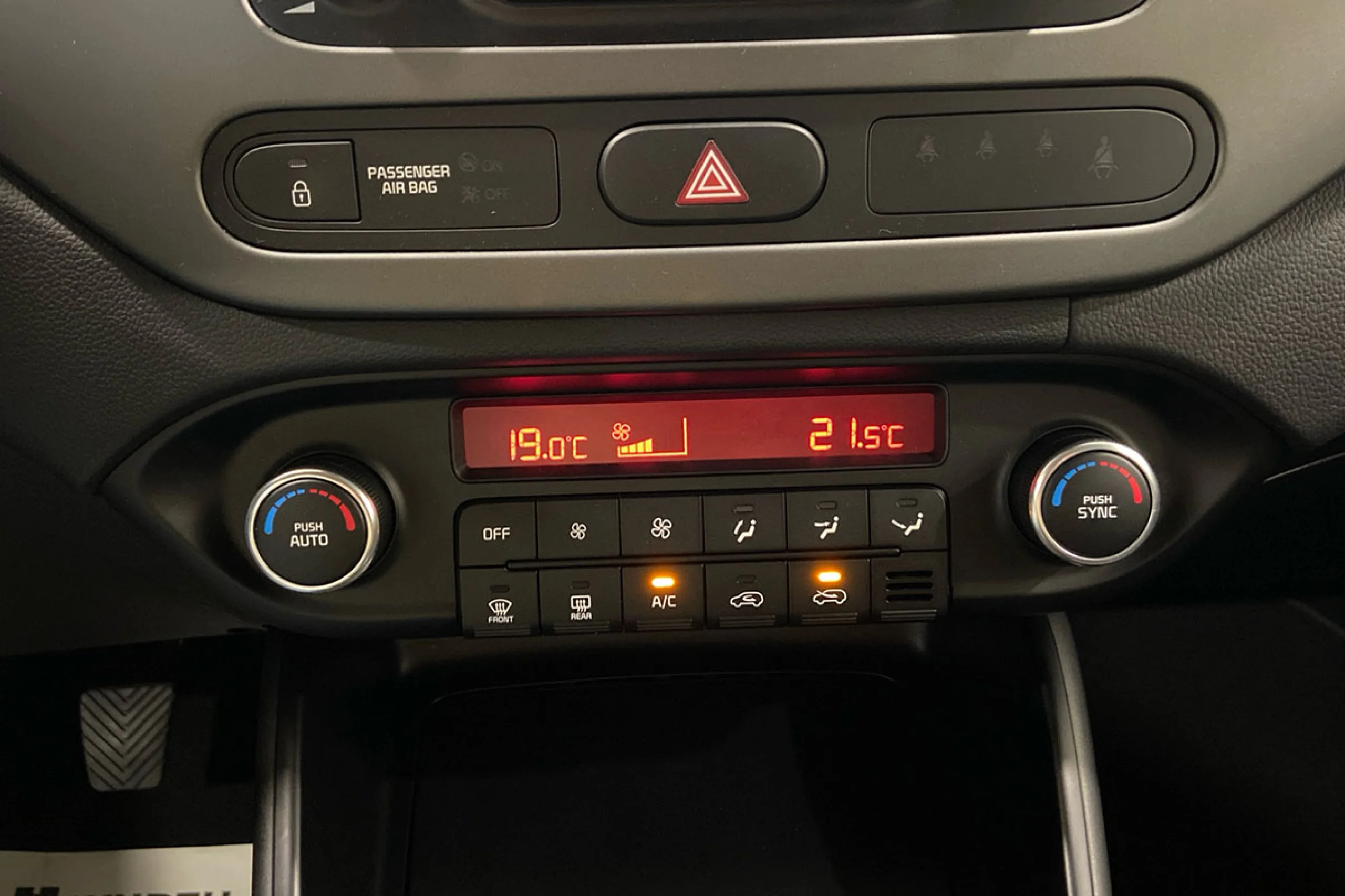 Kia Carens 1.6 GDi 99kW 135CV Concept - Foto 23