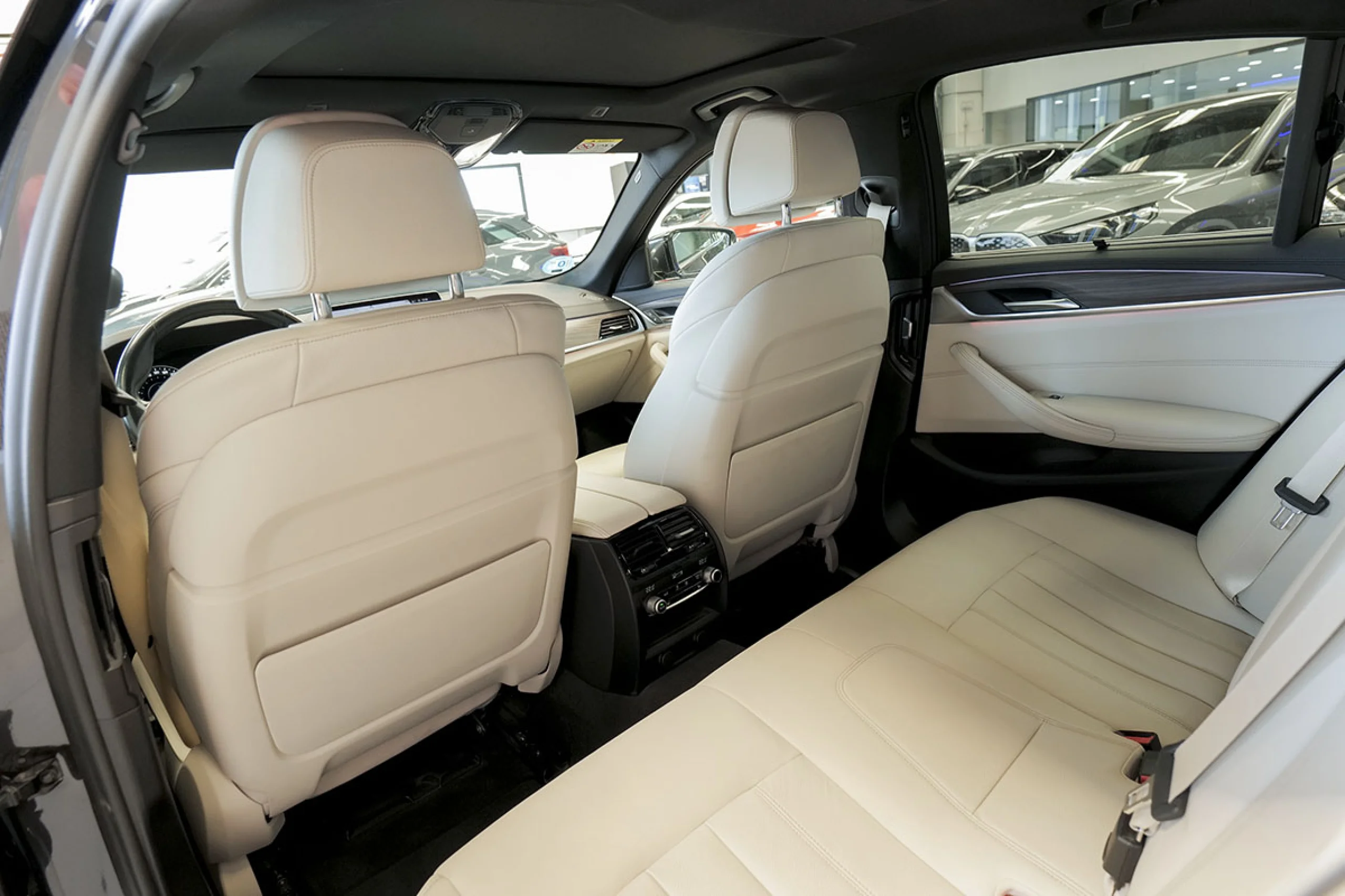 BMW 530 Serie 5 530e iPerformance - Foto 13