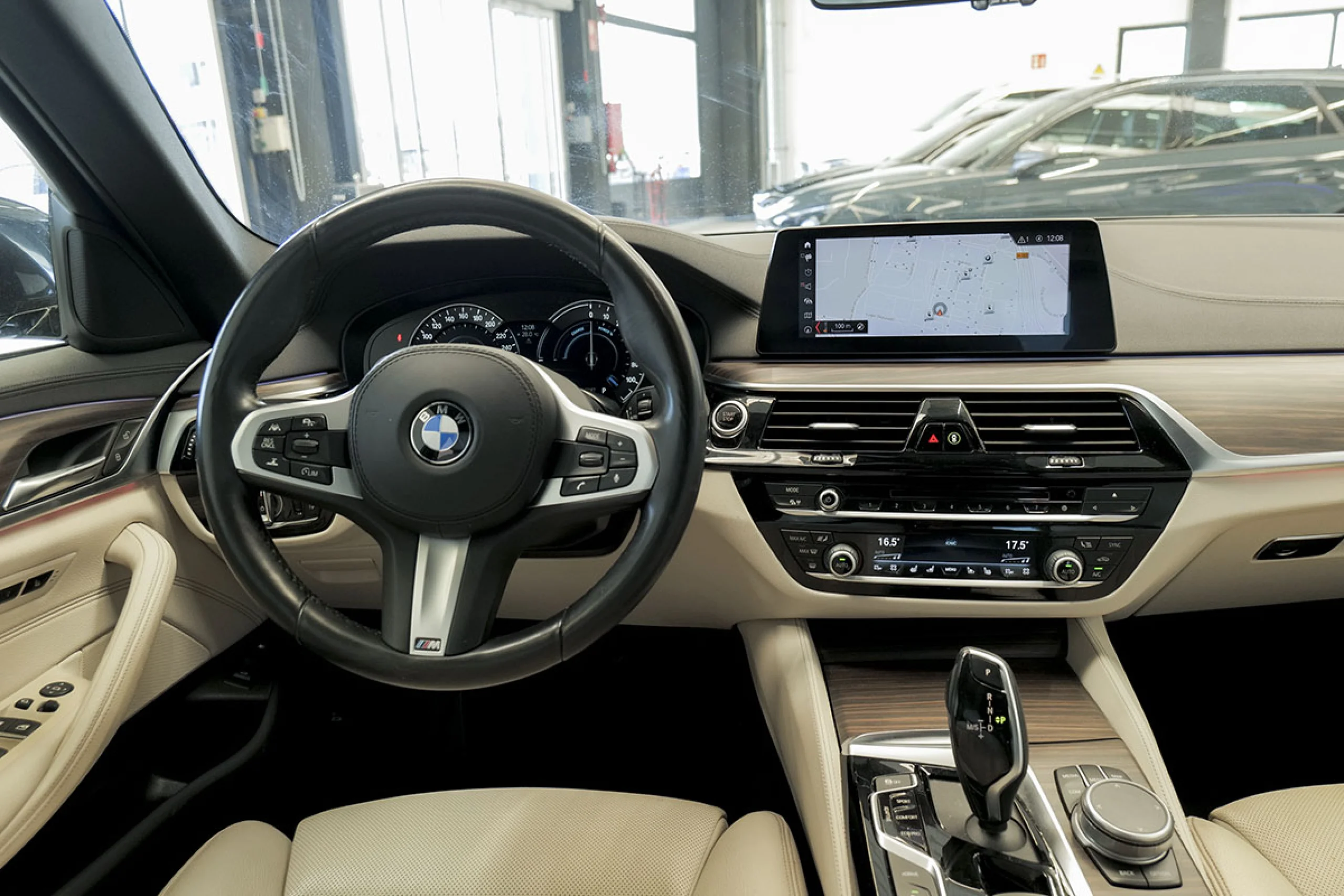 BMW 530 Serie 5 530e iPerformance - Foto 26