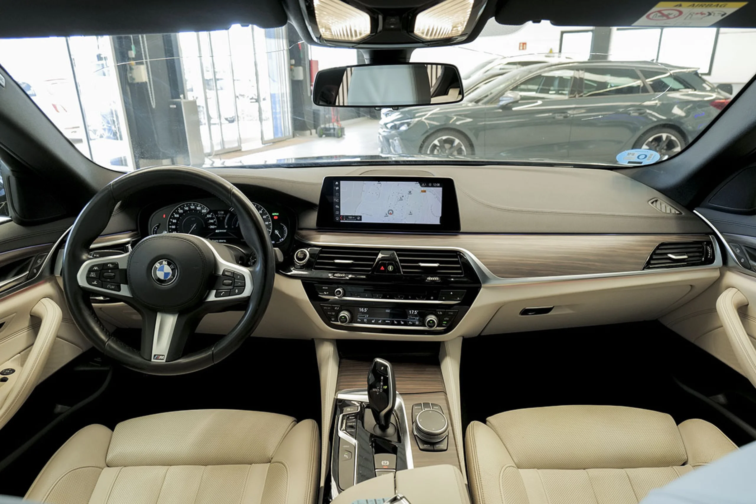 BMW 530 Serie 5 530e iPerformance - Foto 29
