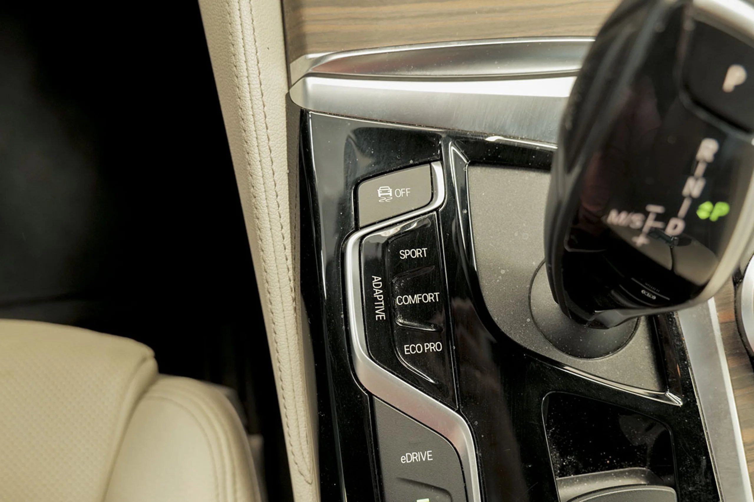 BMW 530 Serie 5 530e iPerformance - Foto 32