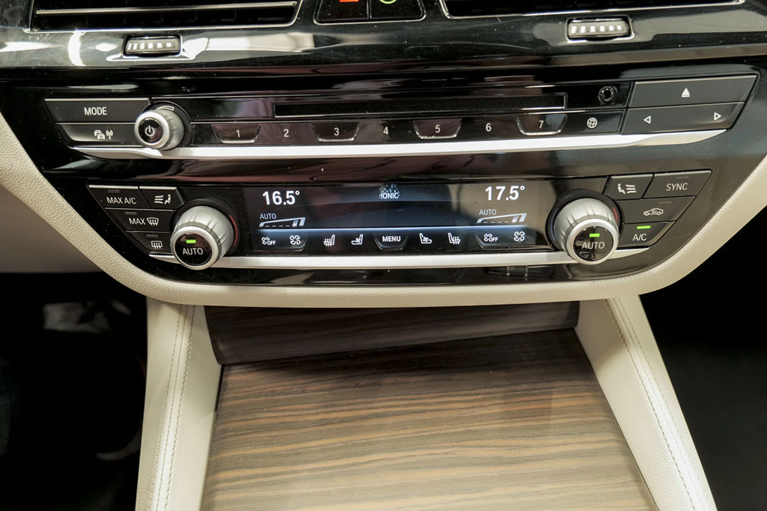 BMW 530 Serie 5 530e iPerformance - Foto 27