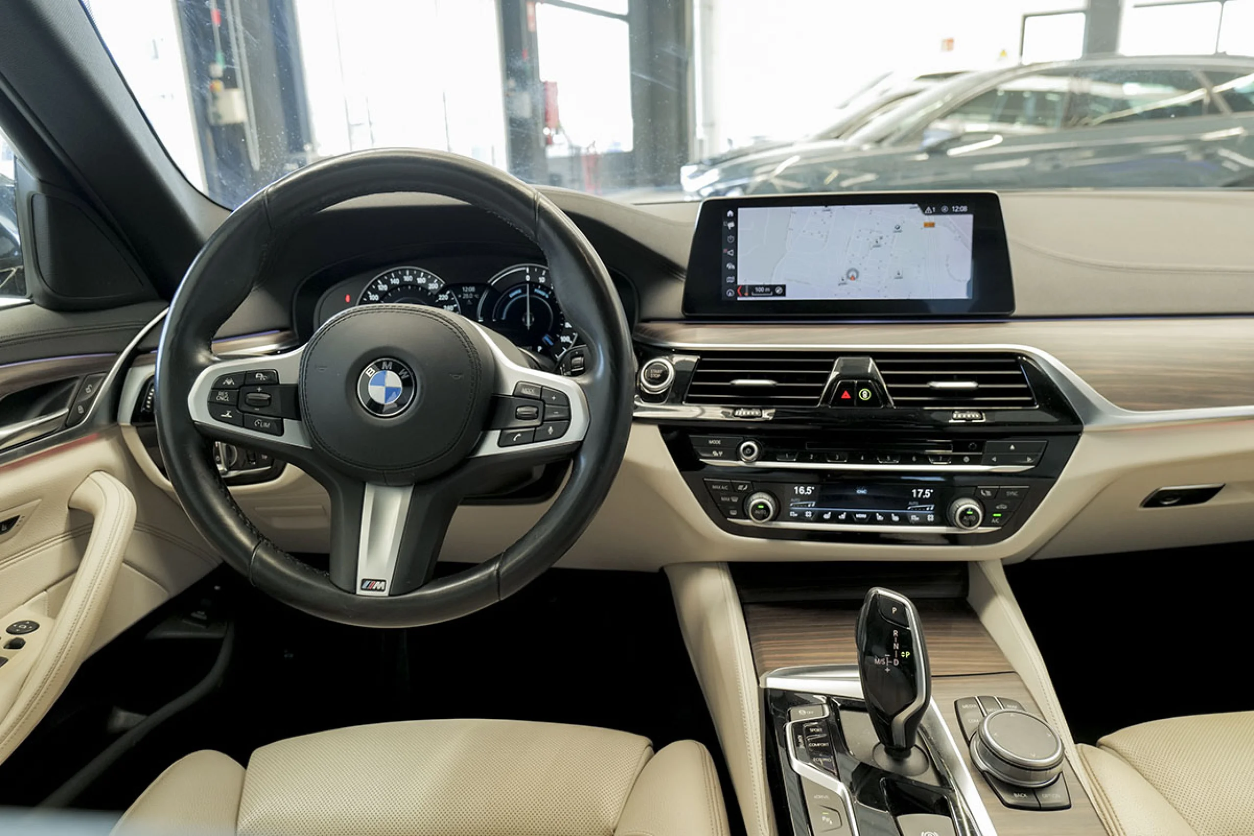 BMW 530 Serie 5 530e iPerformance - Foto 28