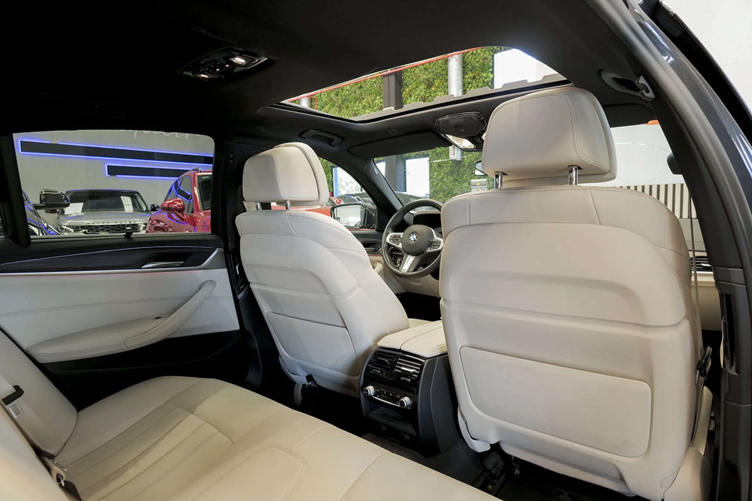 BMW 530 Serie 5 530e iPerformance - Foto 34