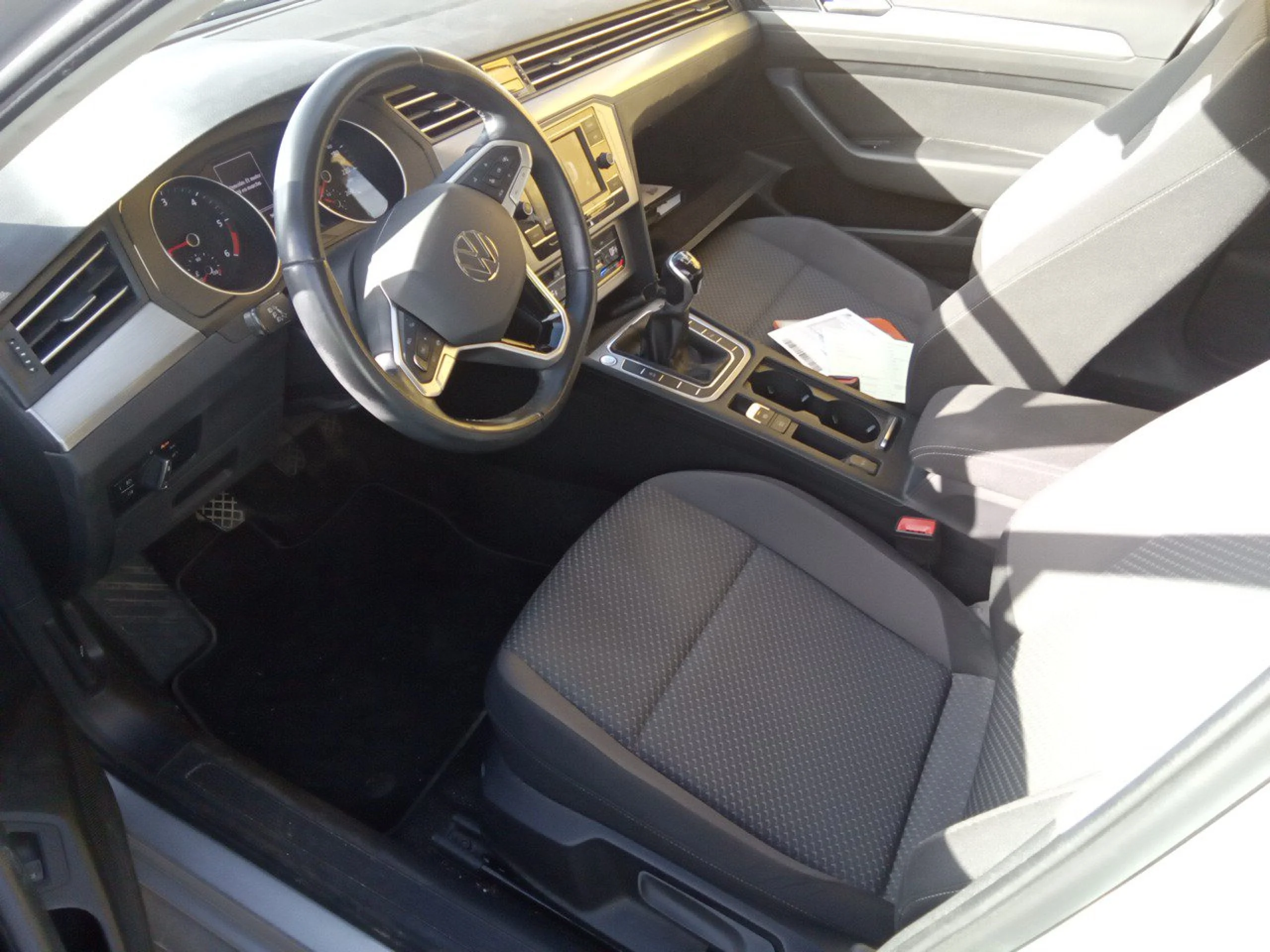 Volkswagen Passat Business 2.0 TDI 110kW (150CV) - Foto 7