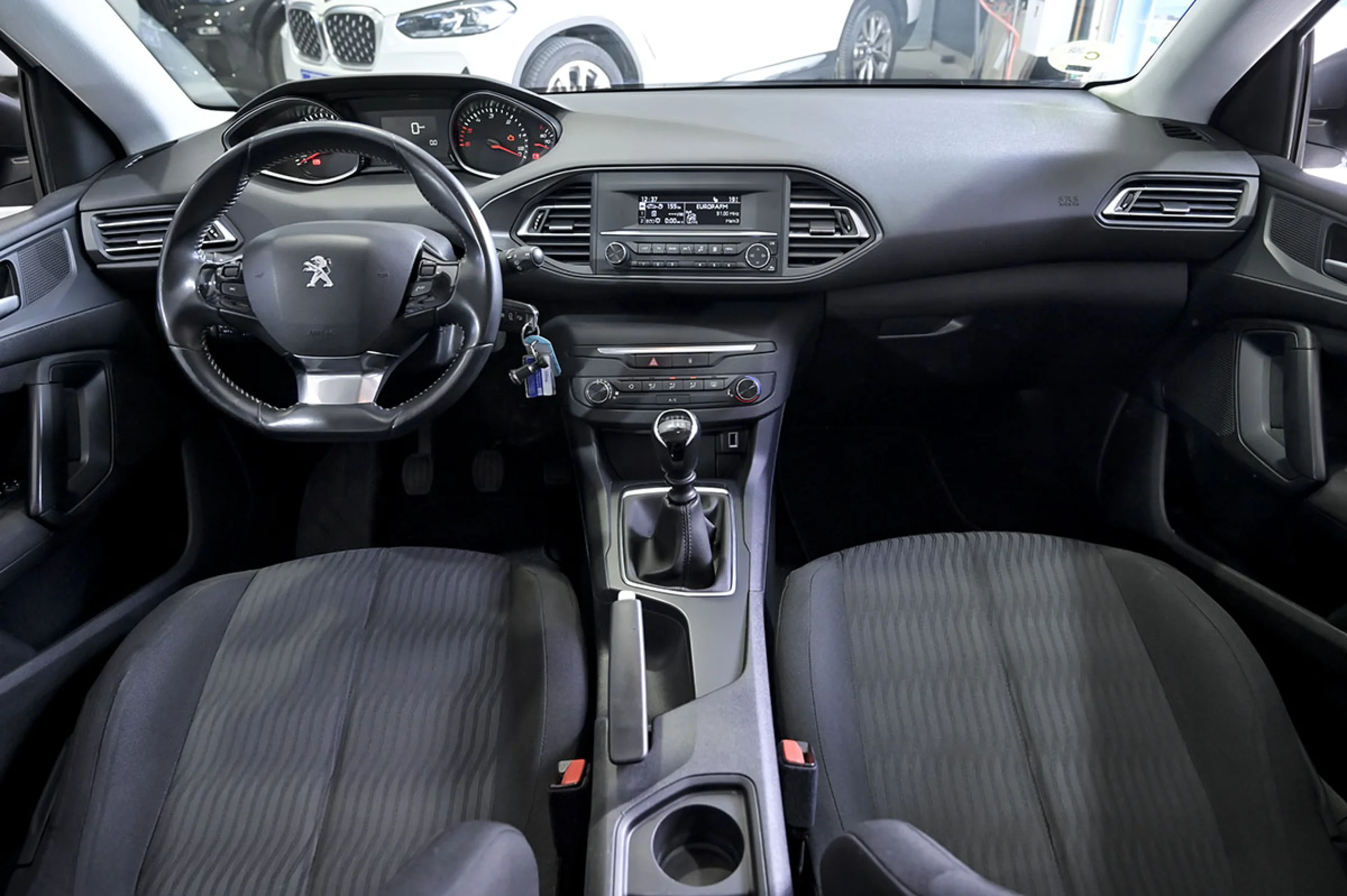 Peugeot 308 5P Active BlueHDi 100 SS - Foto 8