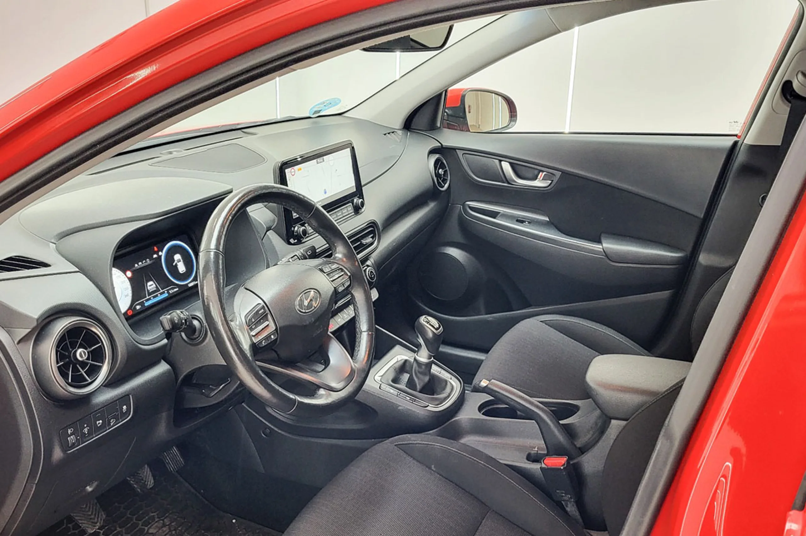 Hyundai Kona 1.0 TGDI Tecno 30 Years 4X2 - Foto 6