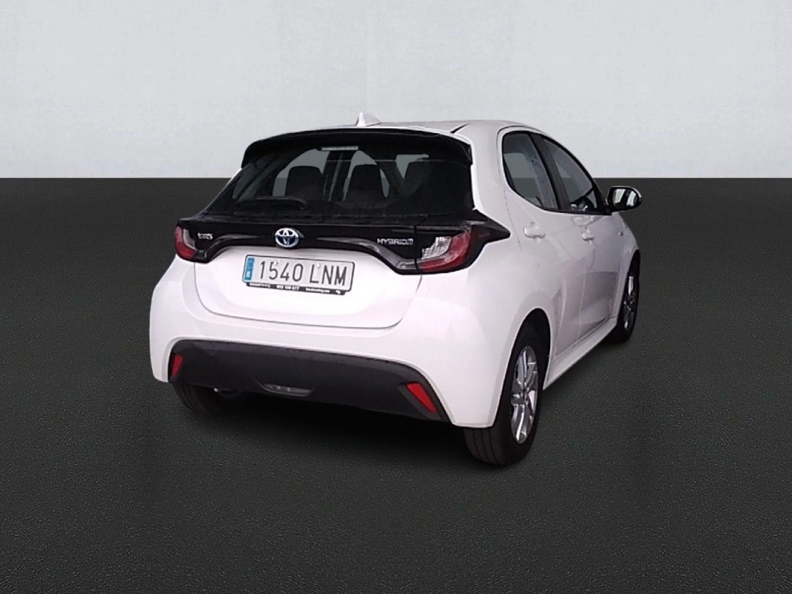 Toyota Yaris 1.5 120H Business Plus - Foto 4