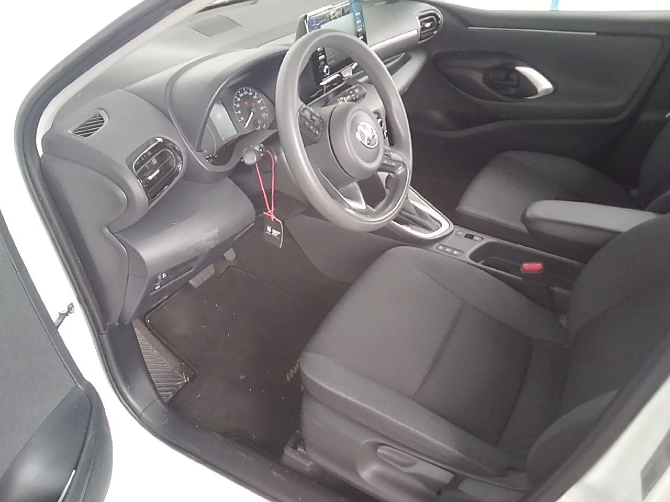 Toyota Yaris 1.5 120H Business Plus - Foto 7