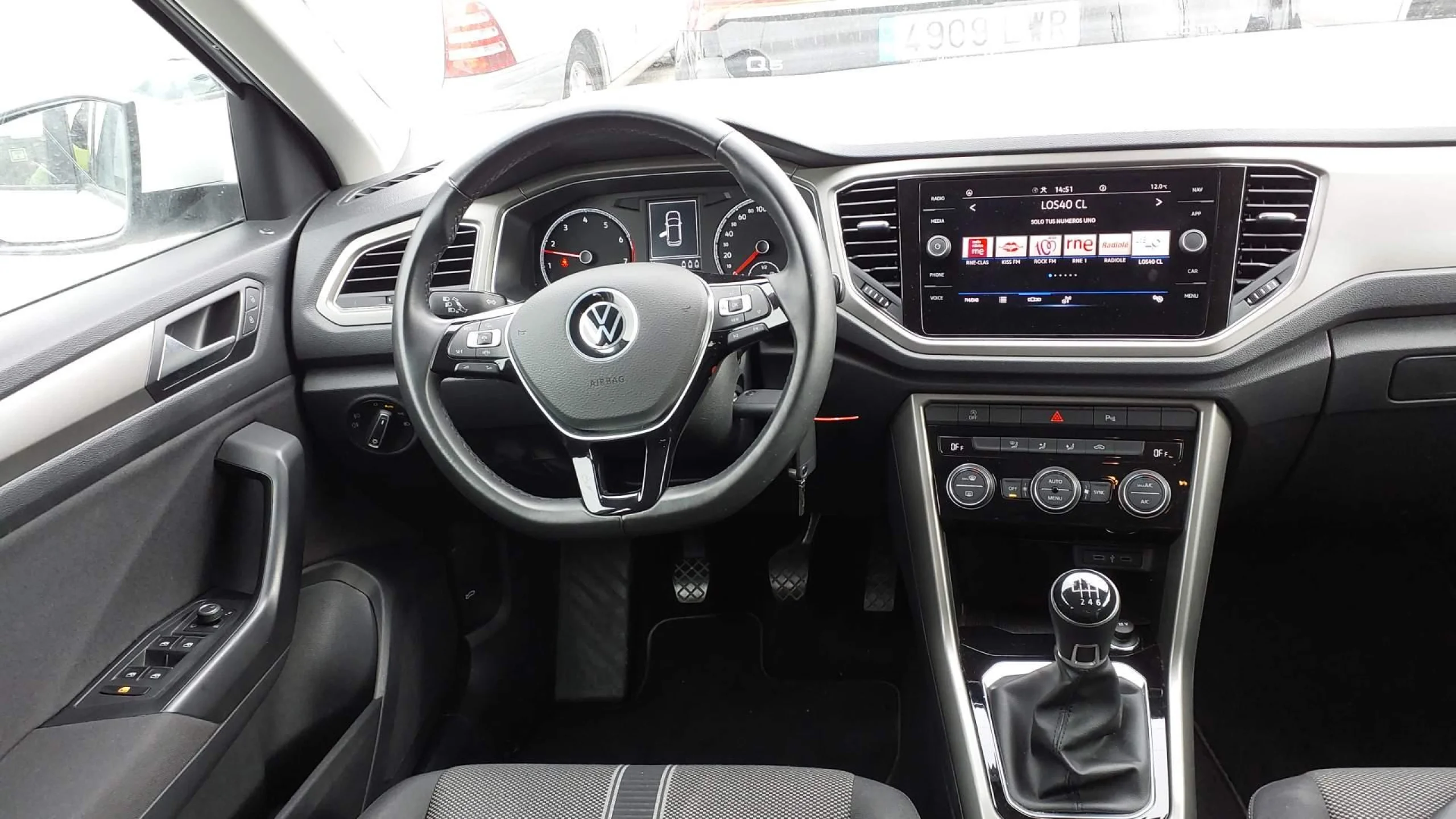 Volkswagen T-Roc Advance R-Line 1.0 TSI 81kW (110CV) - Foto 8