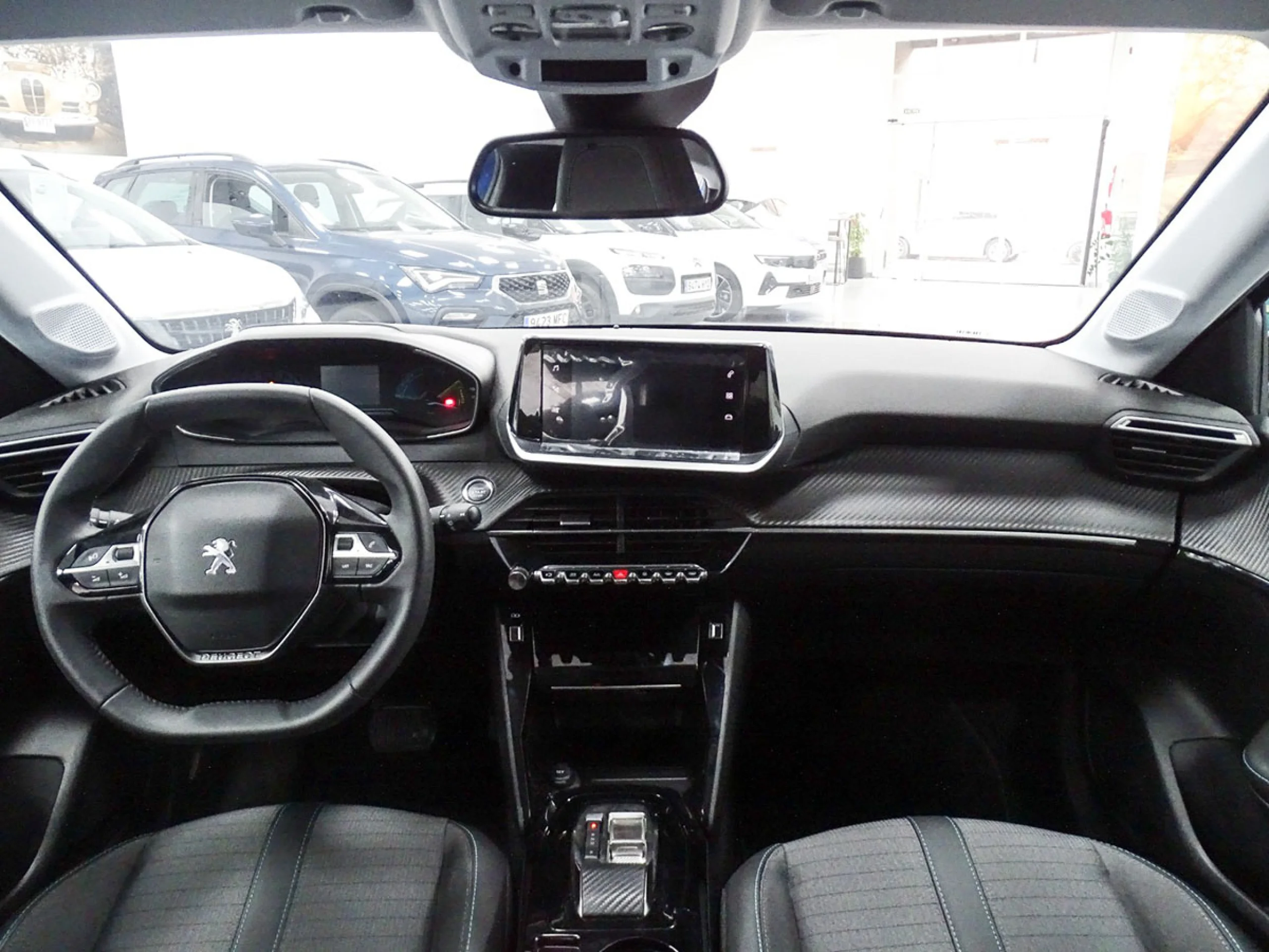 Peugeot 208 e-208 Allure Electrico 136 100 Kw - Foto 8