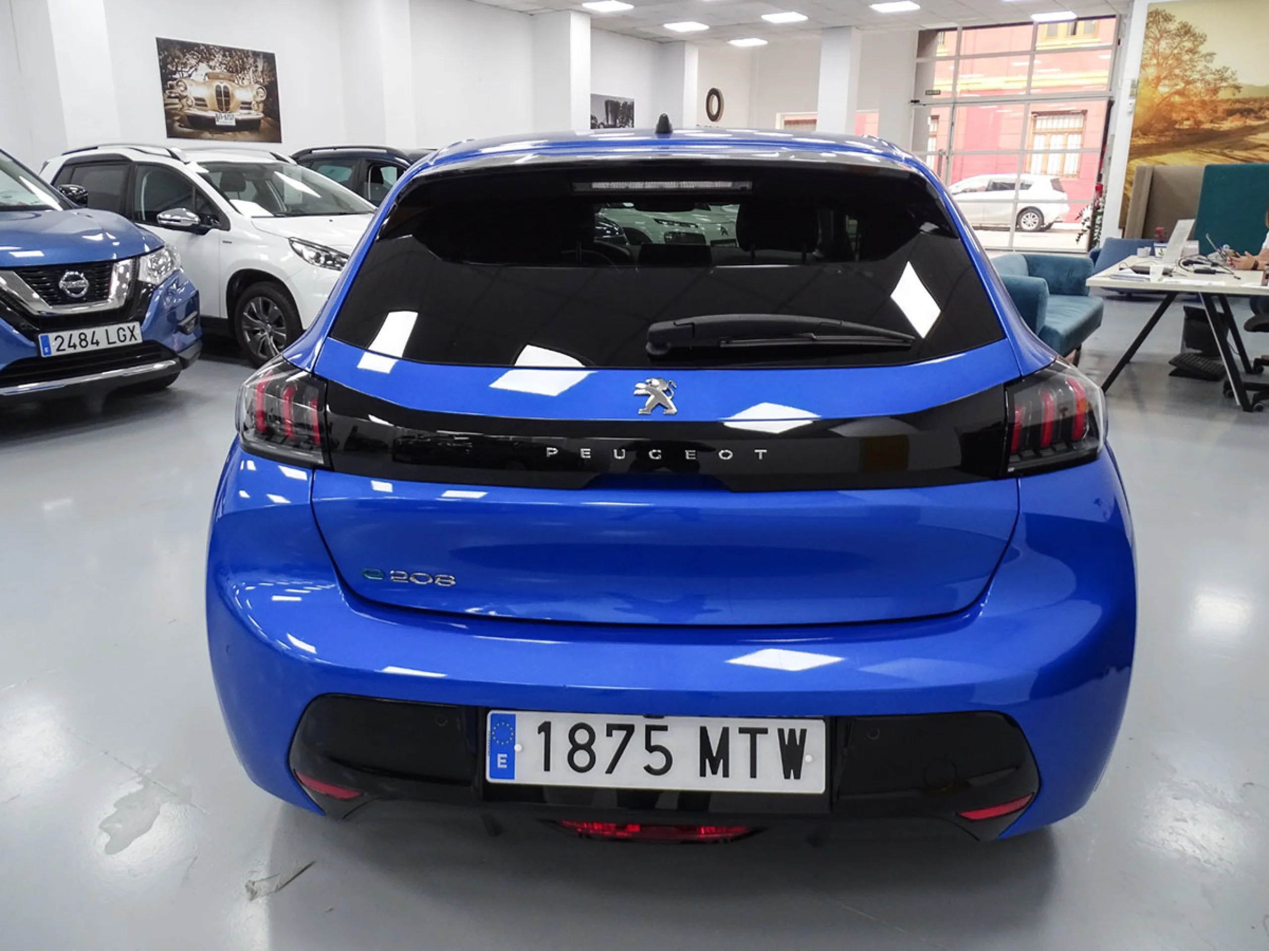 Peugeot 208 e-208 Allure Electrico 136 100 Kw - Foto 12