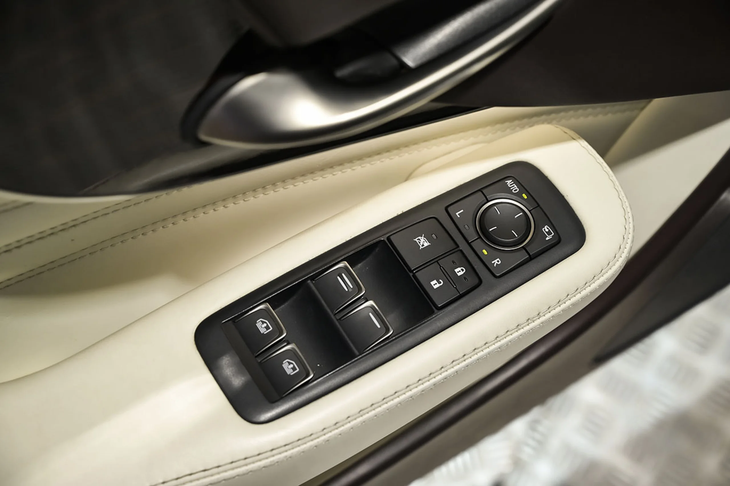 Lexus LS 500h Luxury Art Wood LWhite - Foto 26