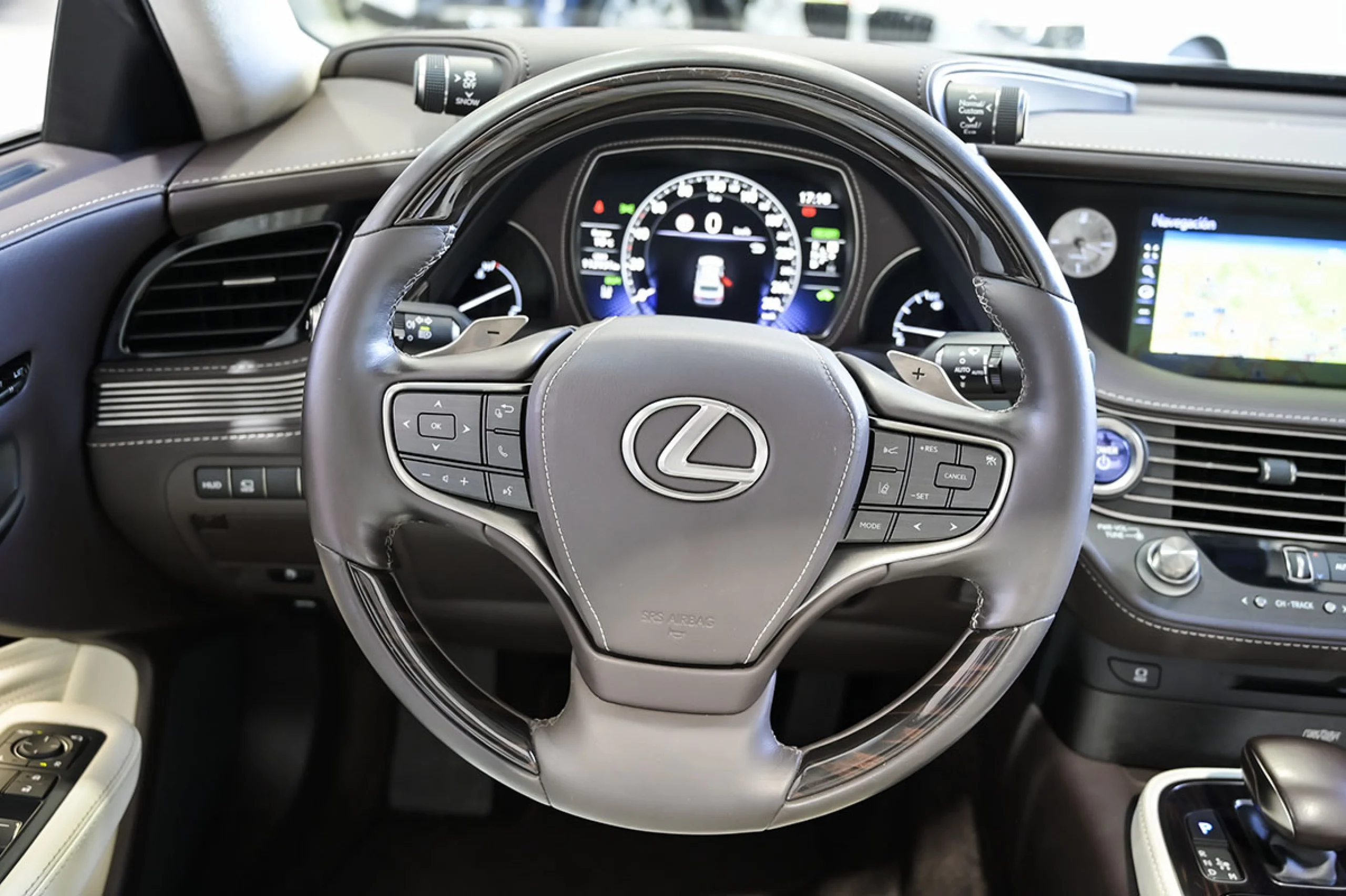 Lexus LS 500h Luxury Art Wood LWhite - Foto 41